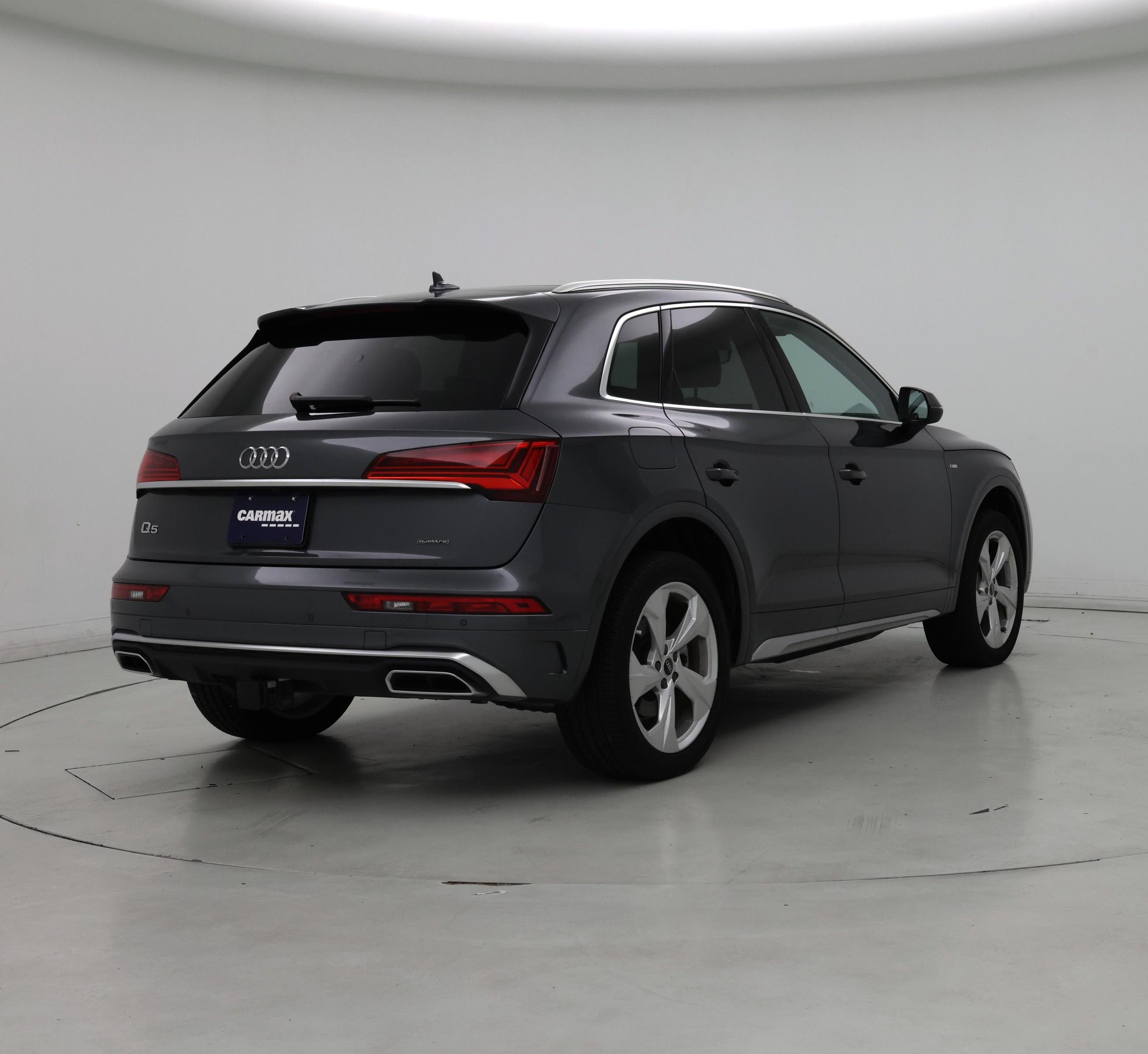 Thumbnail: 2023 Audi Q5 - 8