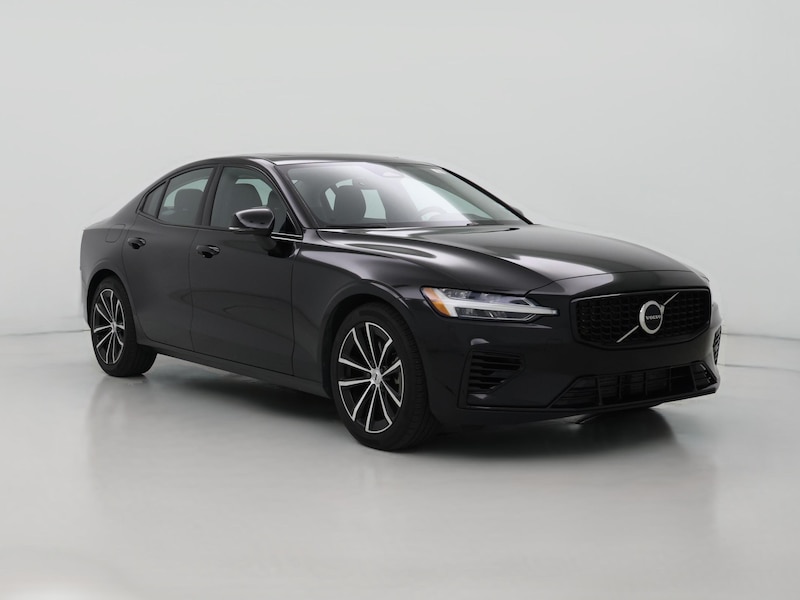 2023 Volvo S60 Recharge T8 Core Dark Theme