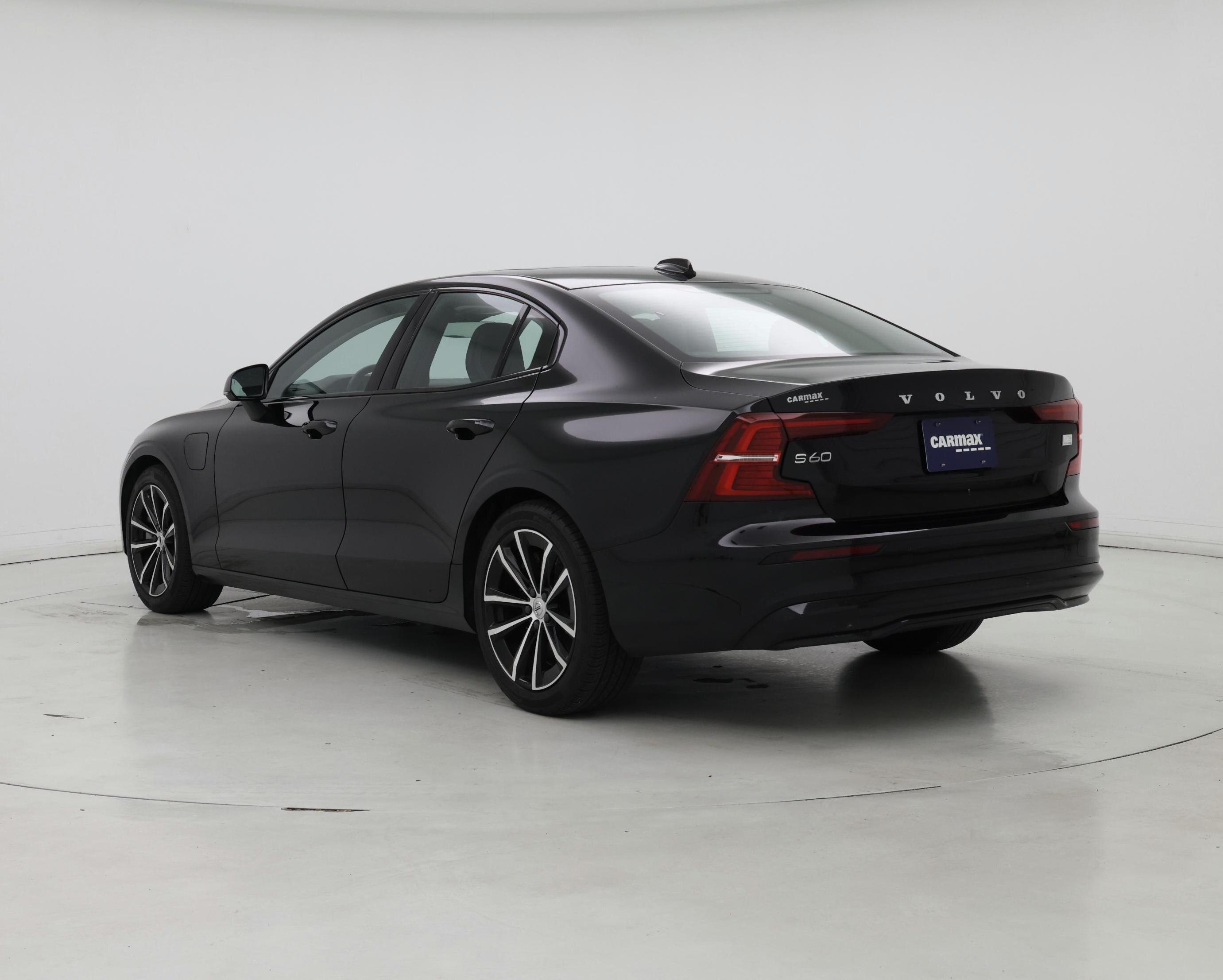 Thumbnail: 2023 Volvo S60 - 2