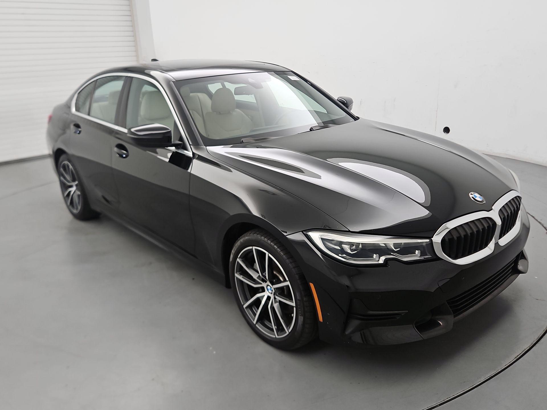 Thumbnail: 2021 BMW 3 Series - 1