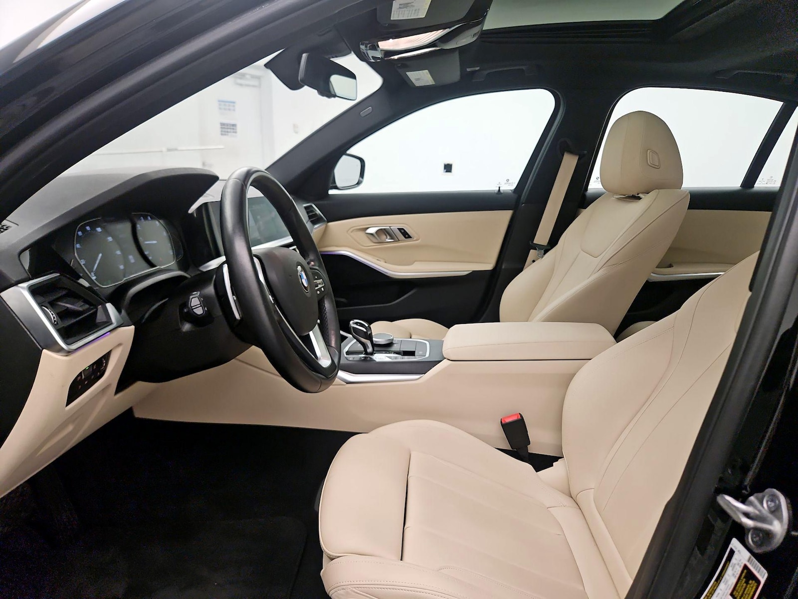 Power Seat(s) & Side Airbags