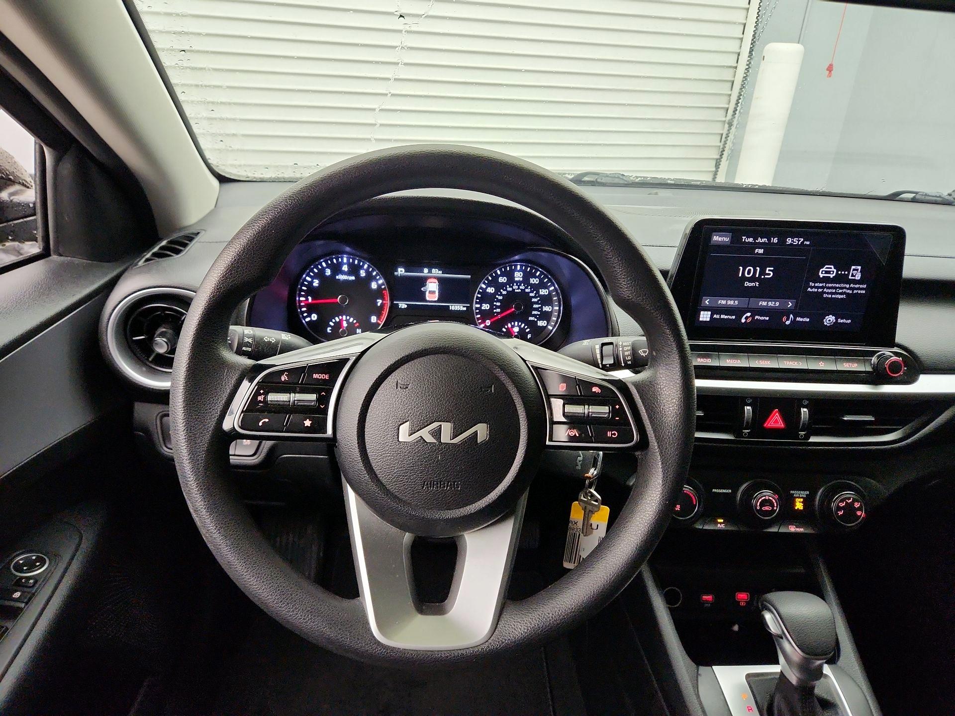 Thumbnail: 2024 Kia Forte - 10