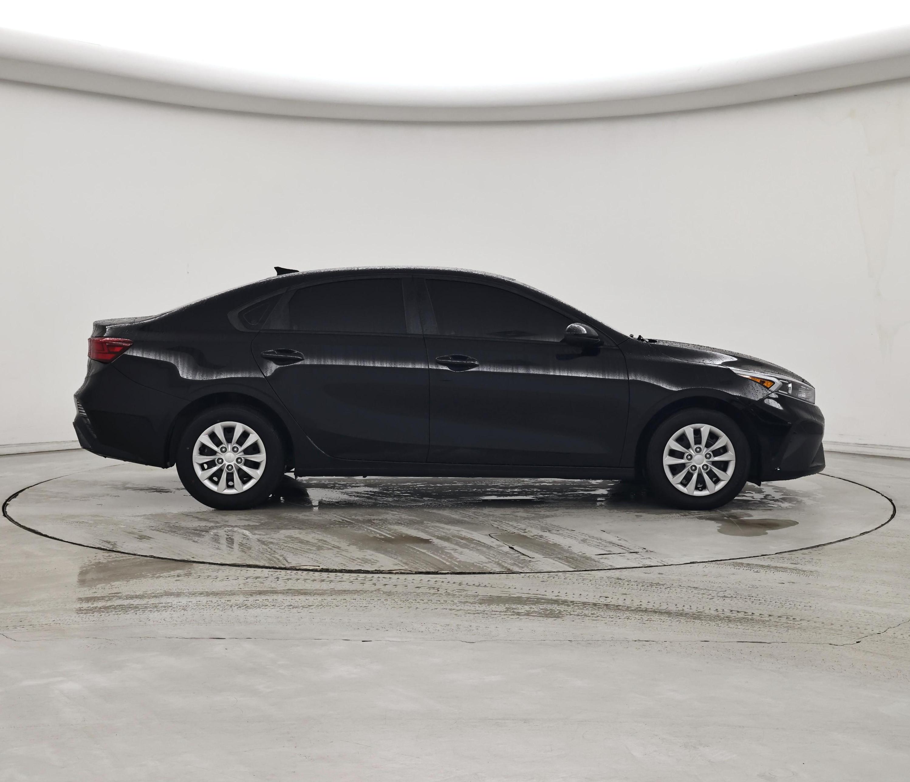 Thumbnail: 2024 Kia Forte - 7