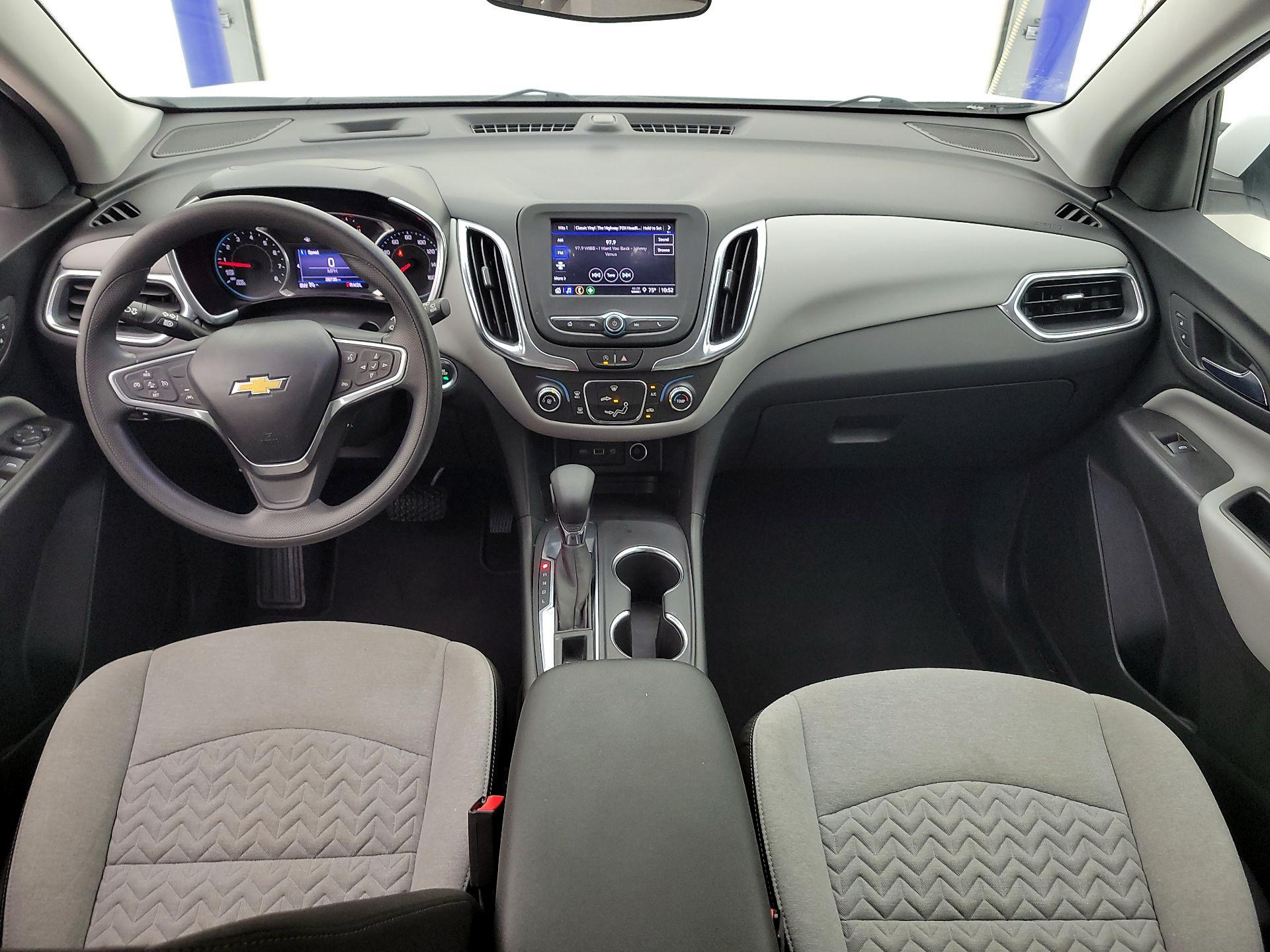 Thumbnail: 2022 Chevrolet Equinox - 9