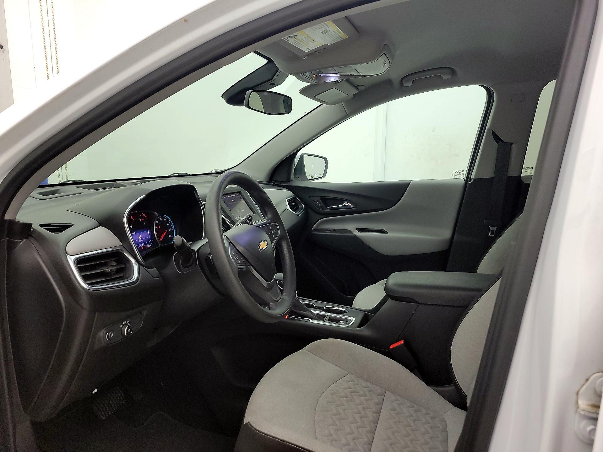 Thumbnail: 2022 Chevrolet Equinox - 11