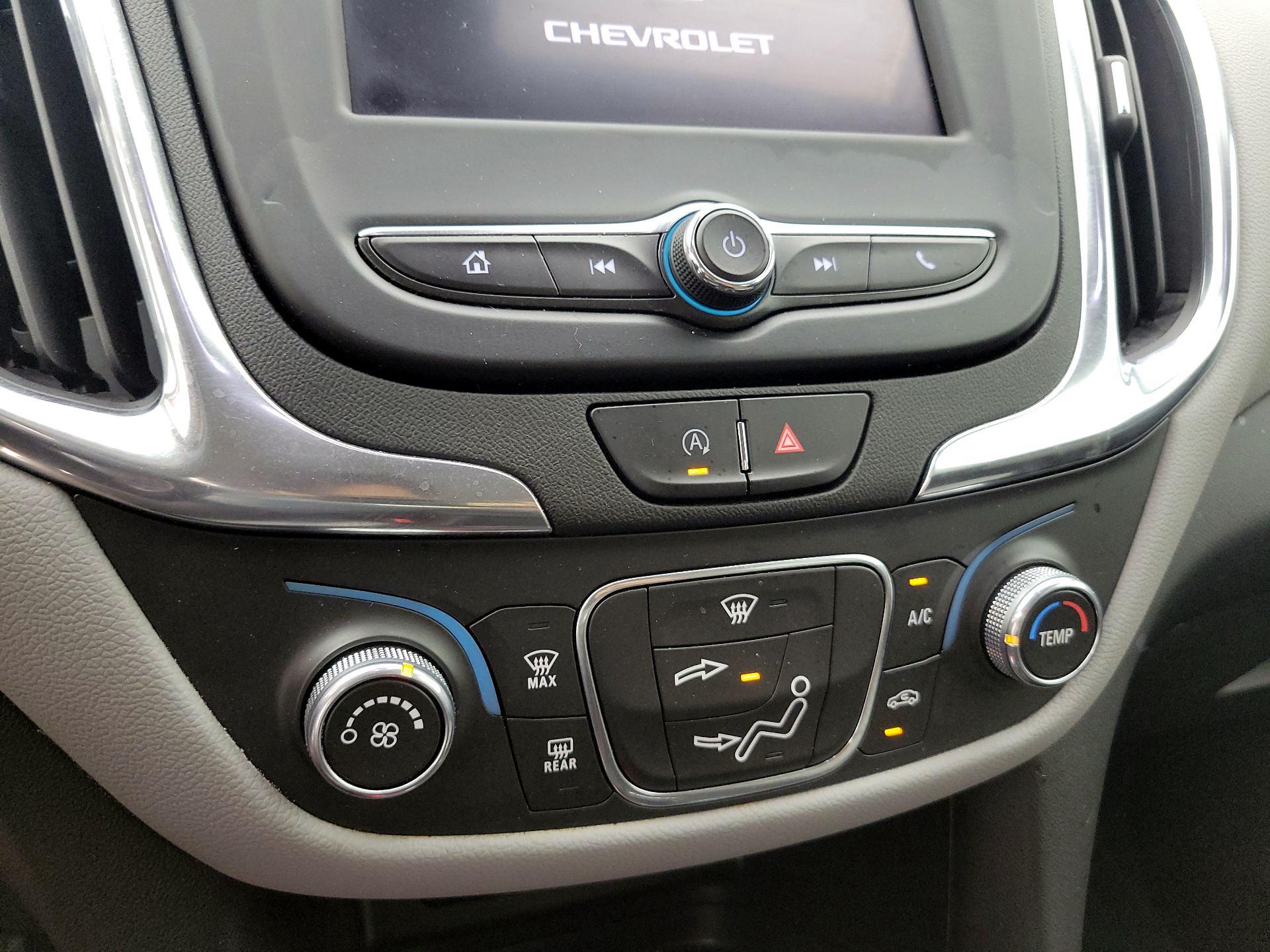 Thumbnail: 2022 Chevrolet Equinox - 16