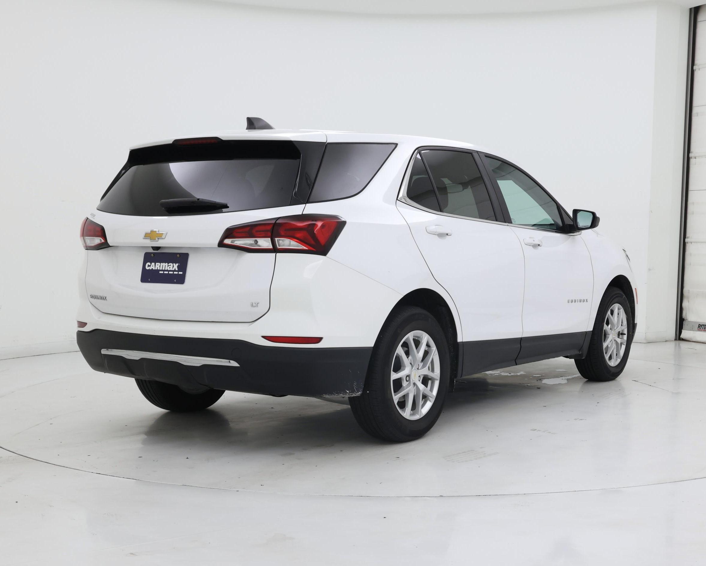 Thumbnail: 2022 Chevrolet Equinox - 8
