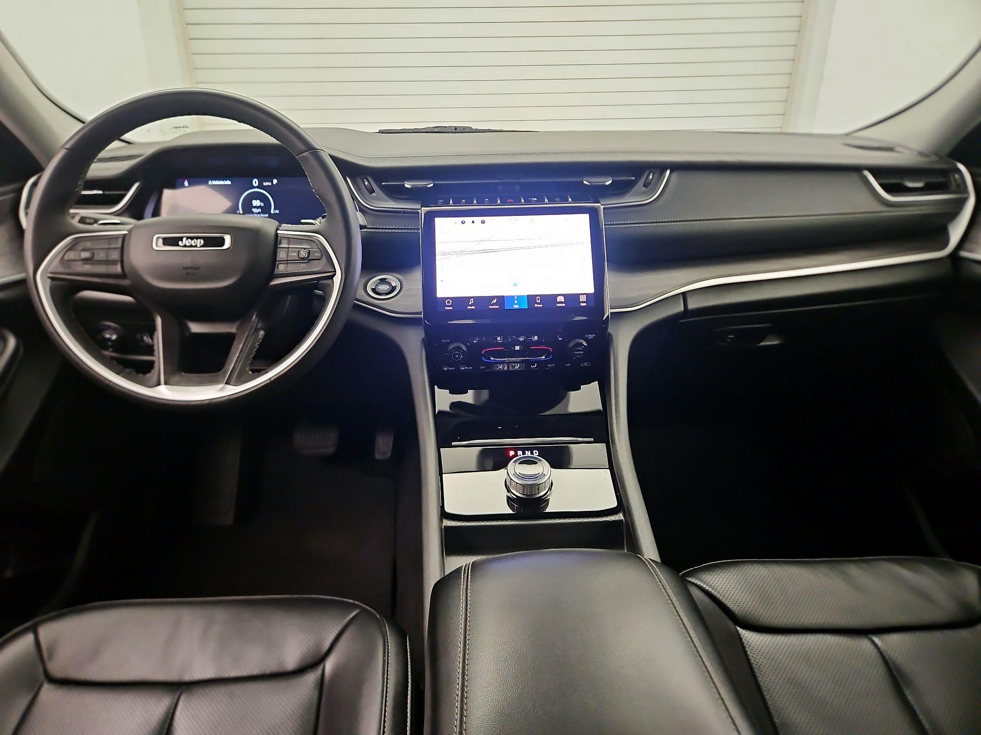 Thumbnail: 2023 Jeep Grand Cherokee L - 8