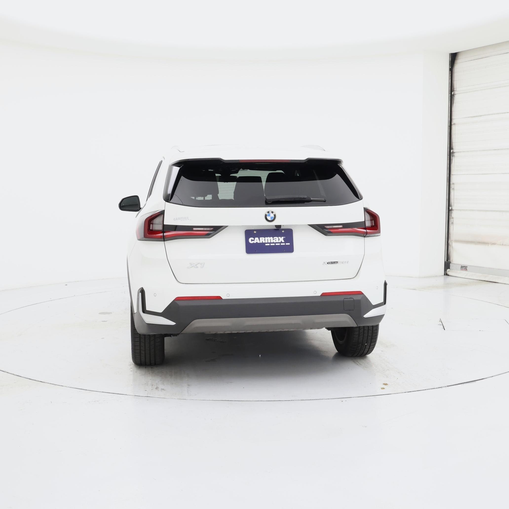 Thumbnail: 2023 BMW X1 - 6