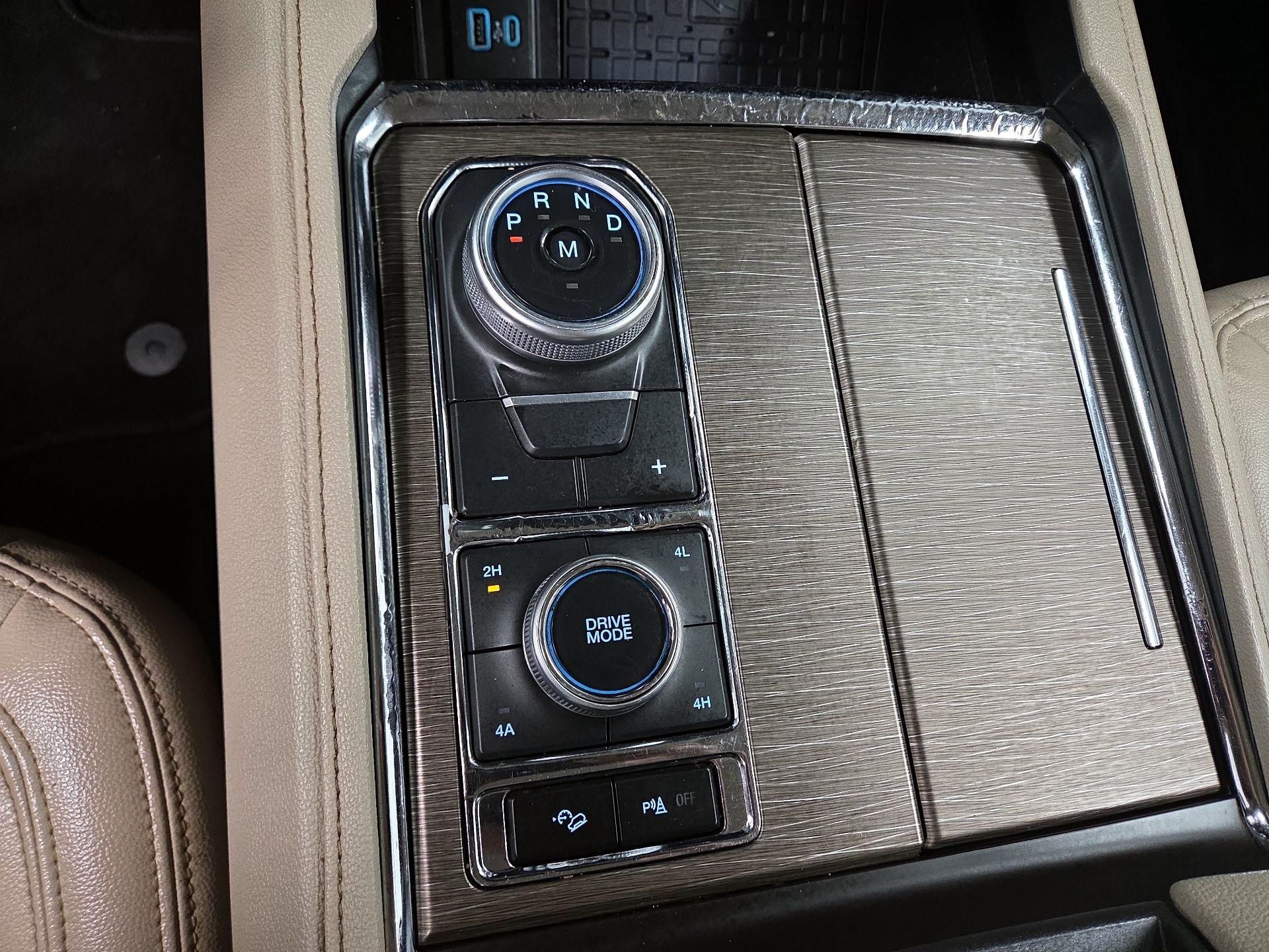 Thumbnail: 2023 Ford Expedition MAX - 18