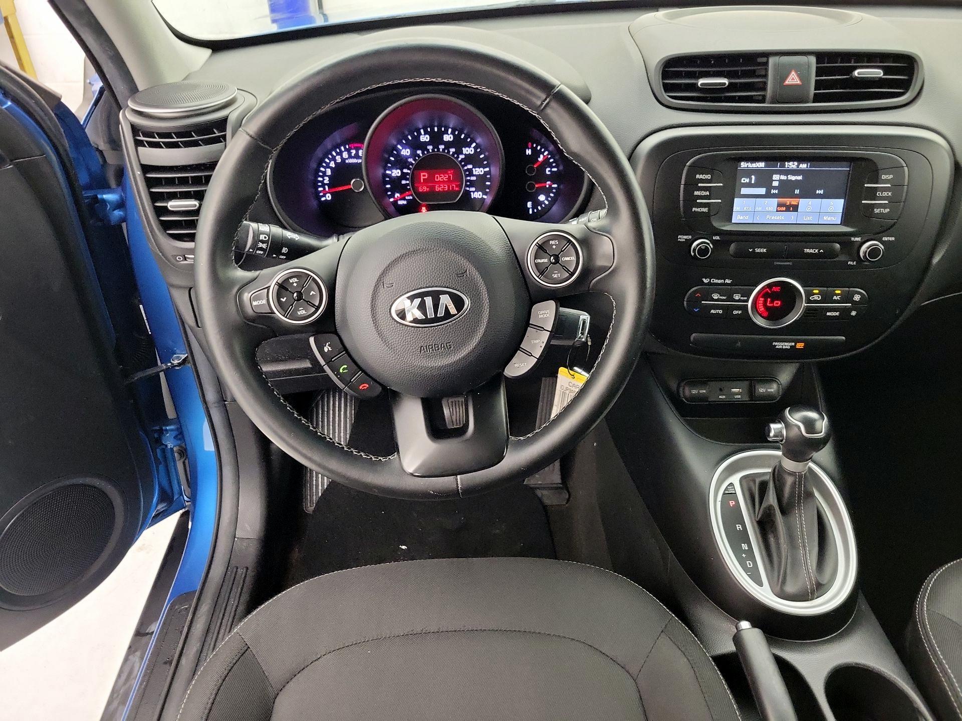 Thumbnail: 2017 Kia Soul - 10