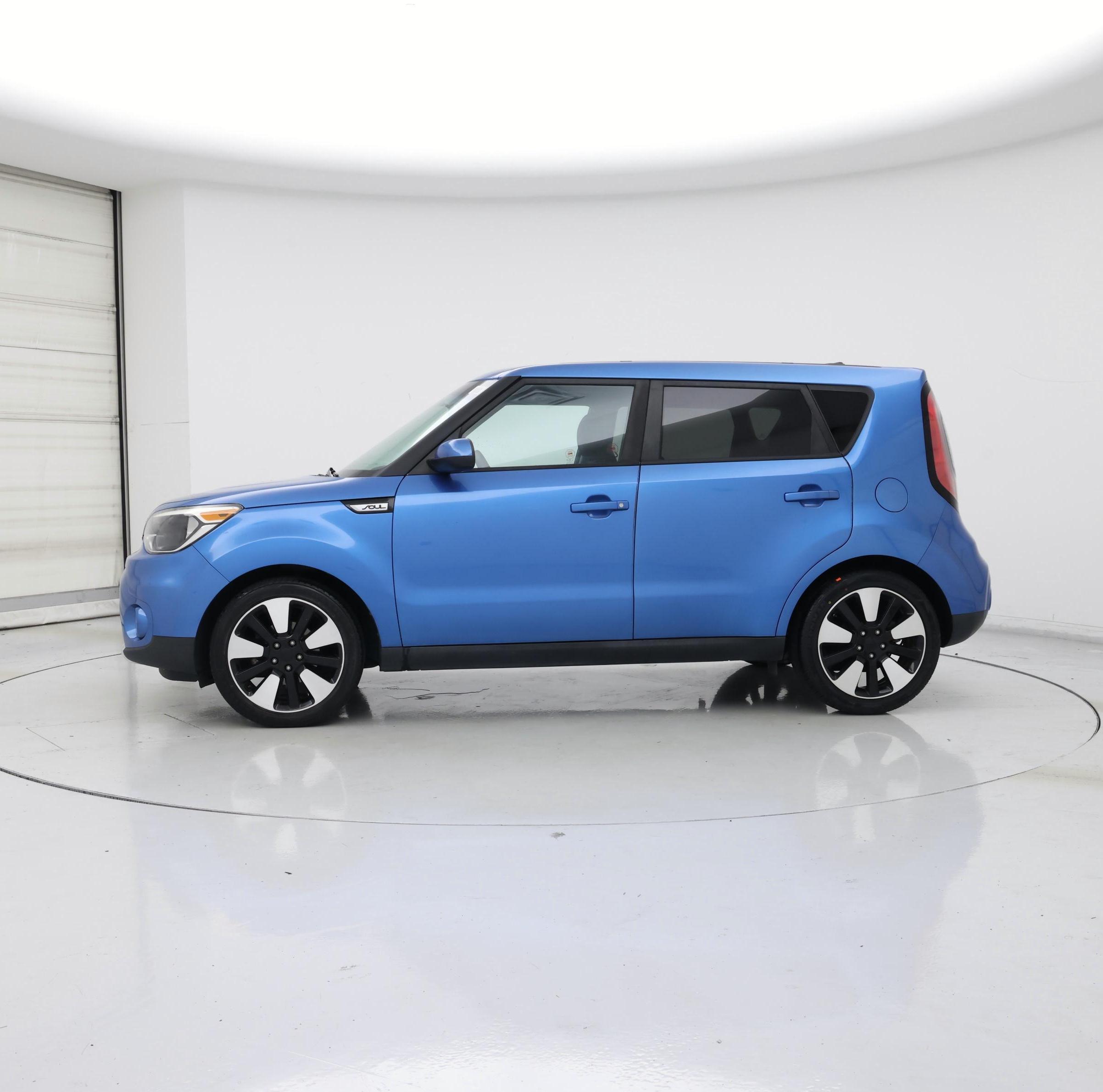 Thumbnail: 2017 Kia Soul - 3