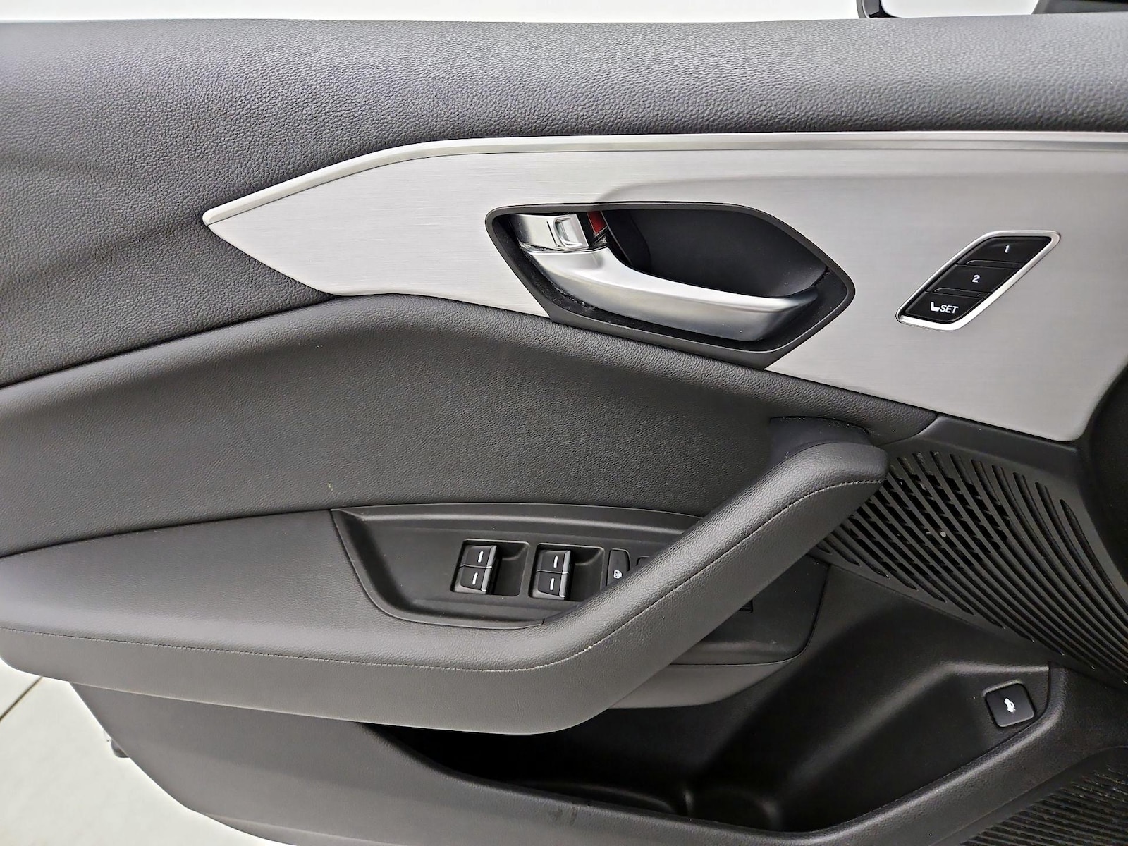 2023 Acura TLX Base - Photo 11