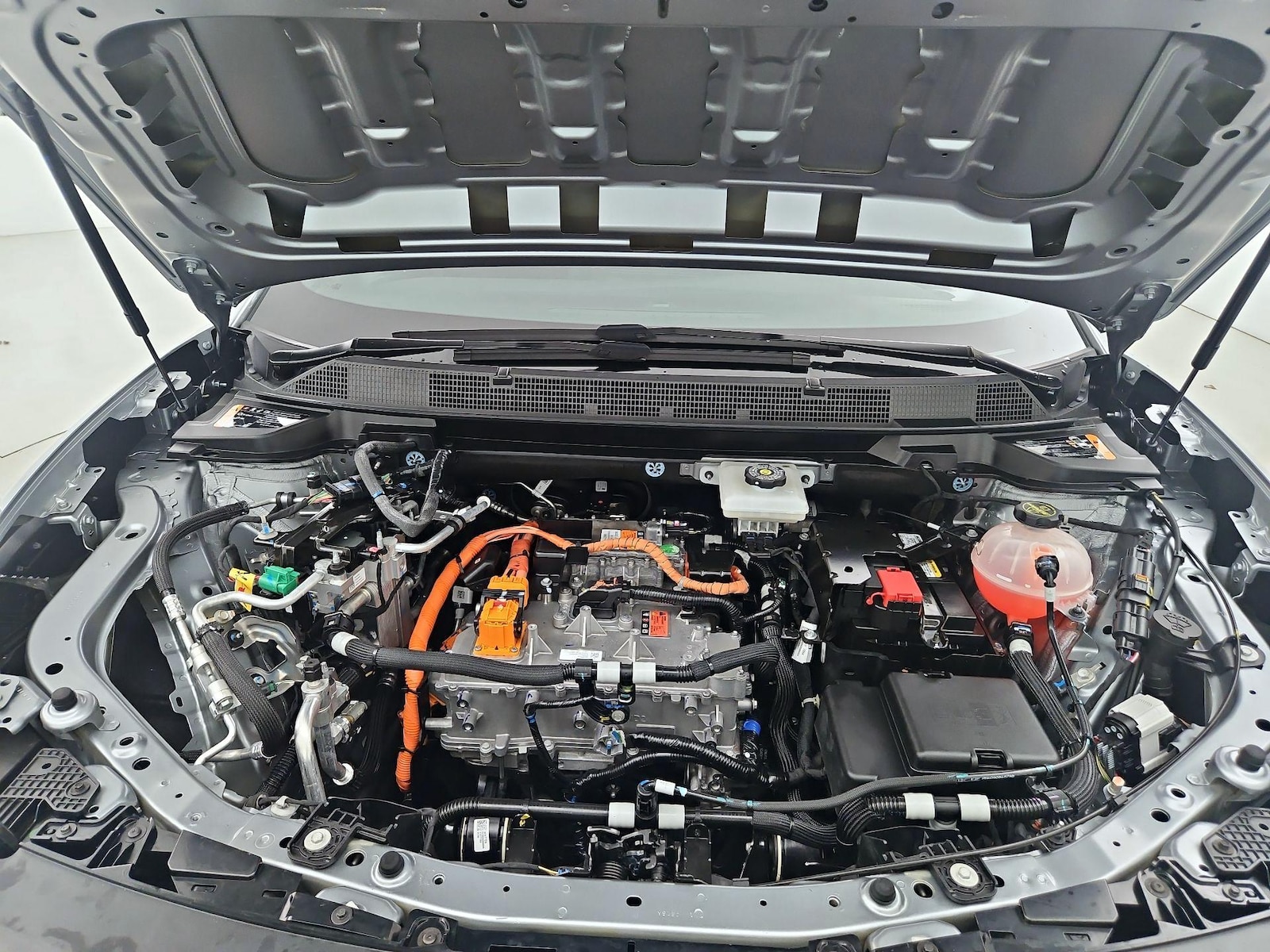 2025 Chevrolet Equinox EV 1LT - Photo 23