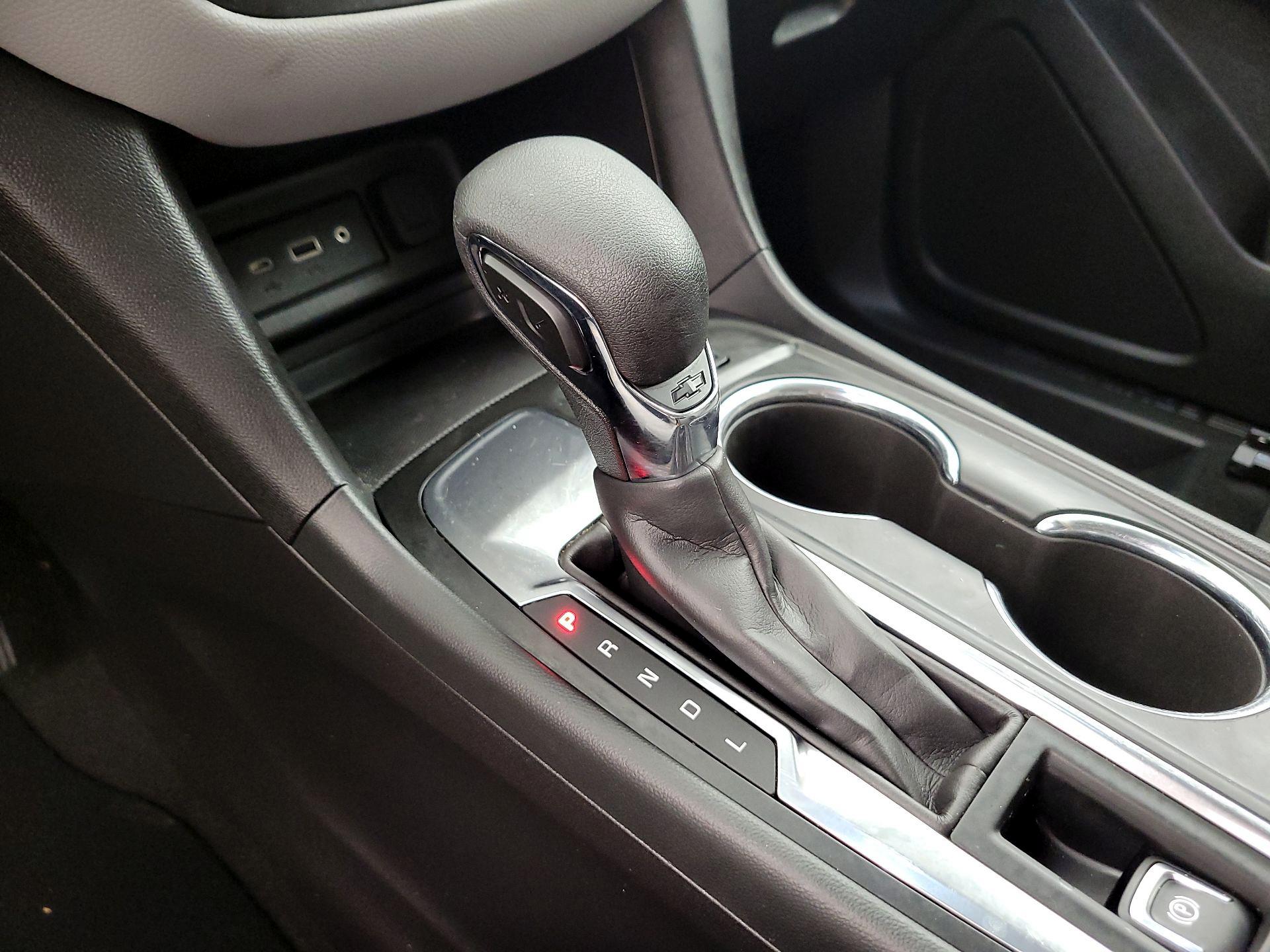 Thumbnail: 2023 Chevrolet Equinox - 17