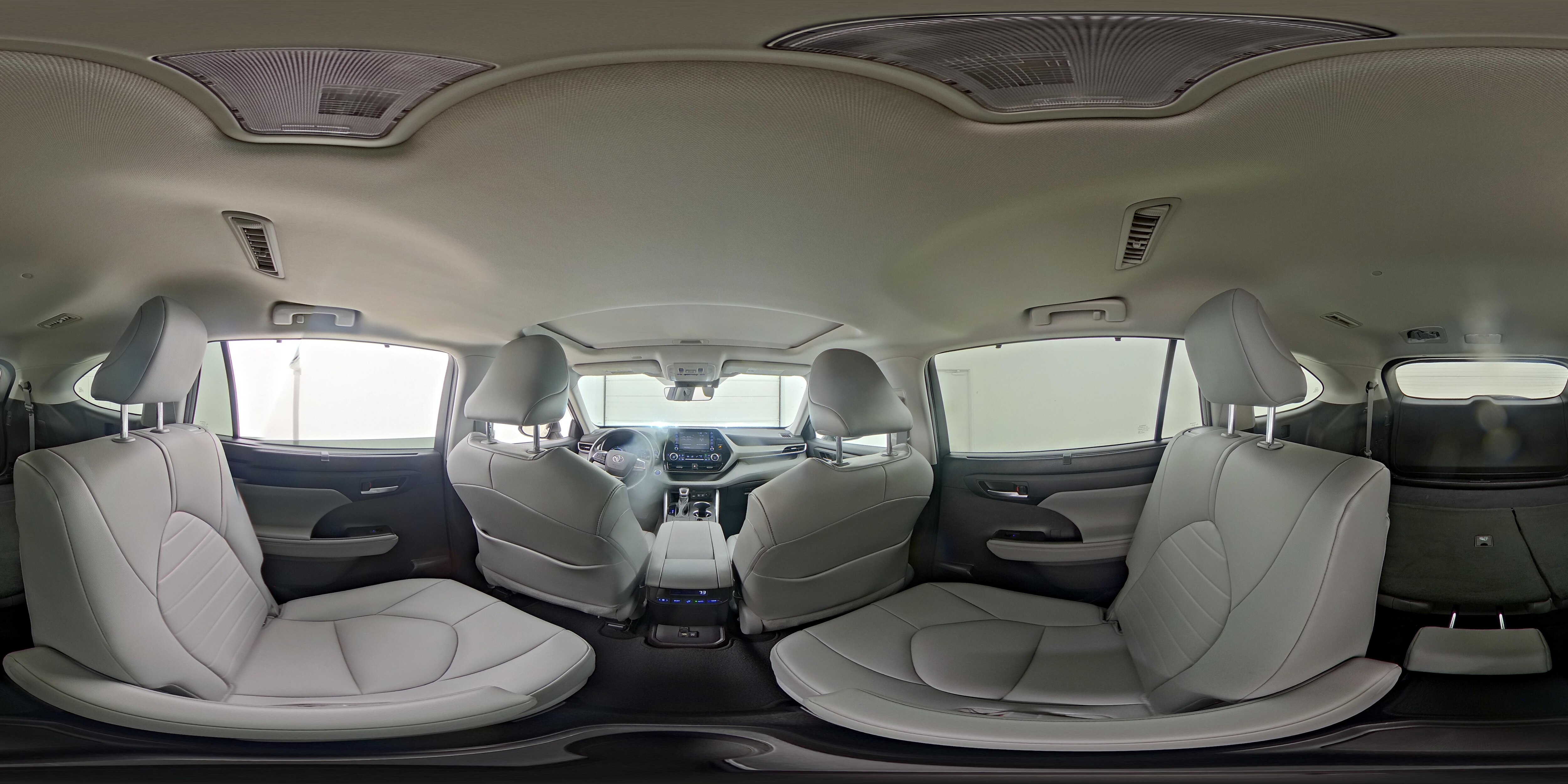 2021 Toyota Highlander XLE - Photo 28