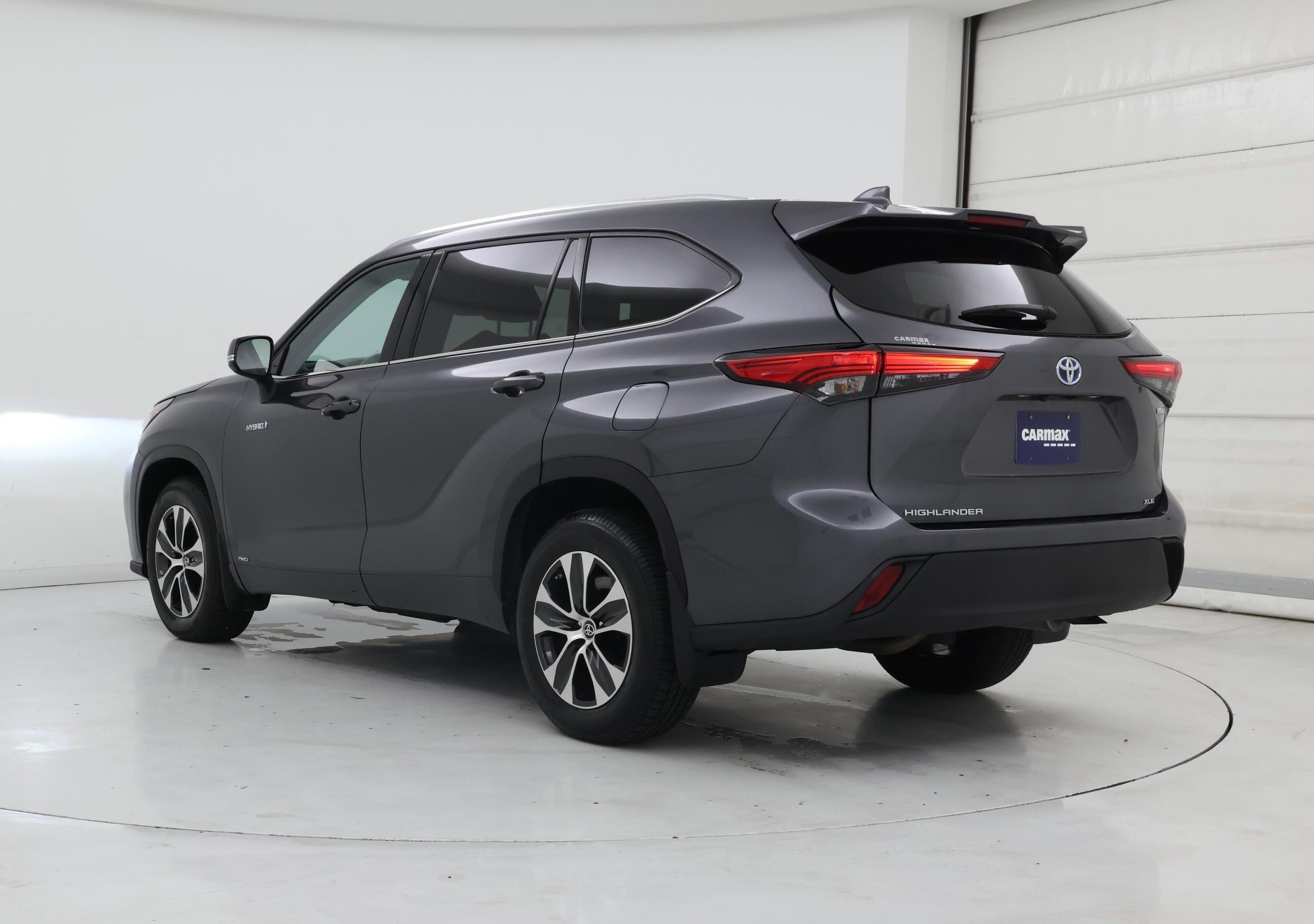 Thumbnail: 2021 Toyota Highlander - 2