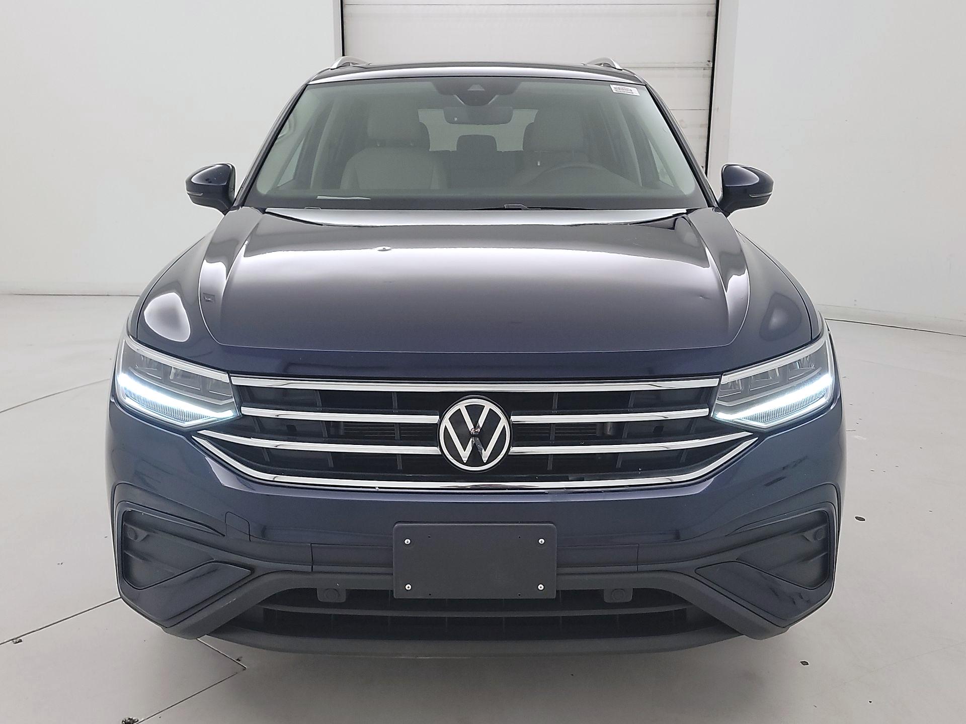 Thumbnail: 2023 Volkswagen Tiguan - 2