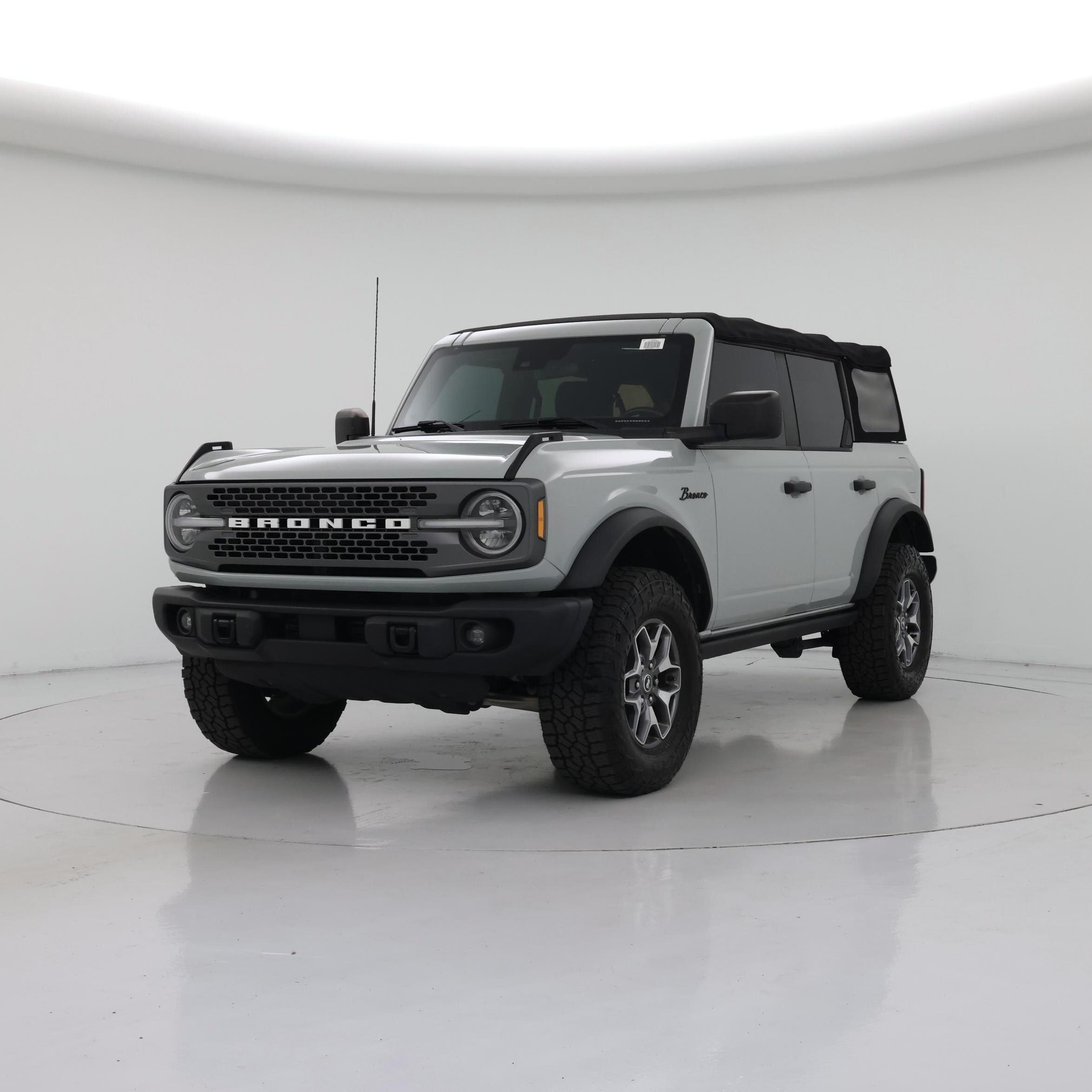 Thumbnail: 2022 Ford Bronco - 4