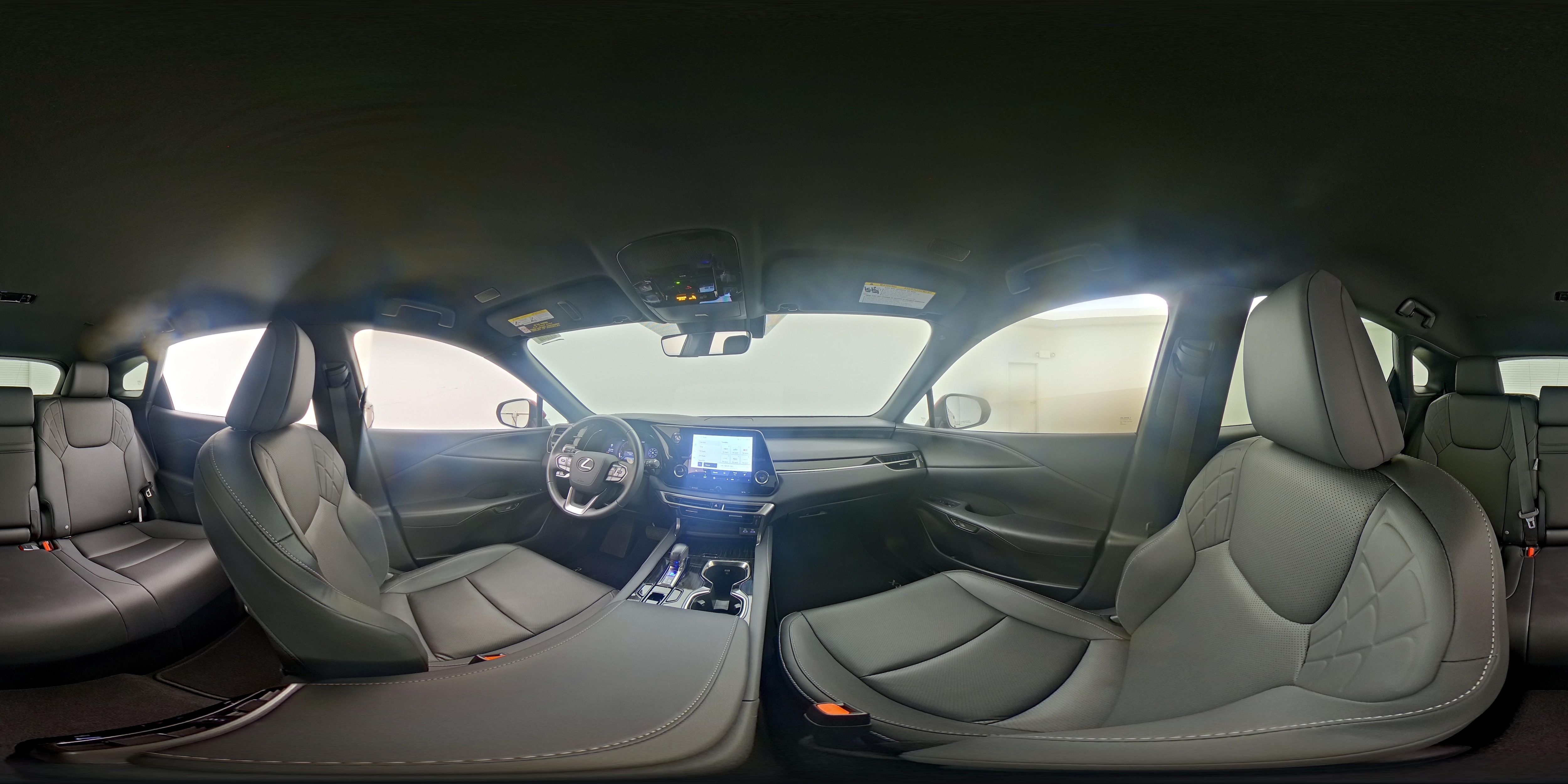 2025 Lexus RX 350 - Photo 24