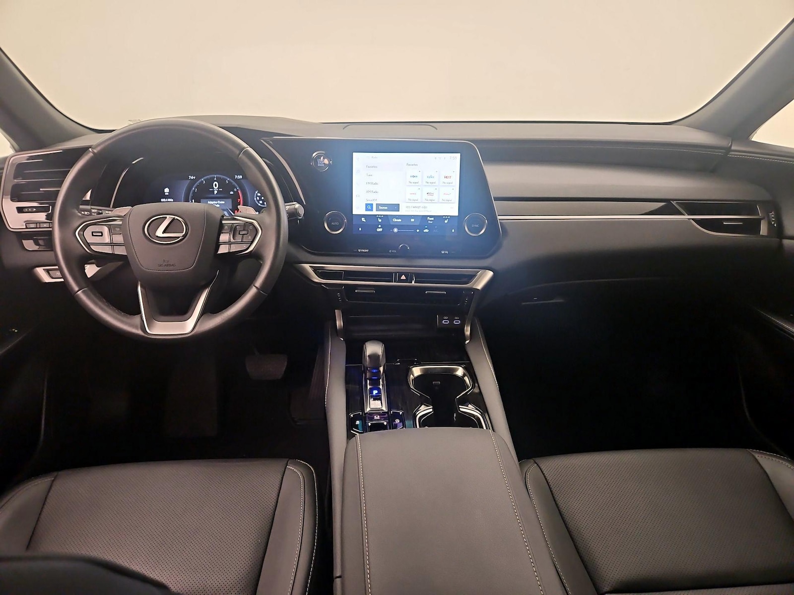 2025 Lexus RX 350 - Photo 10