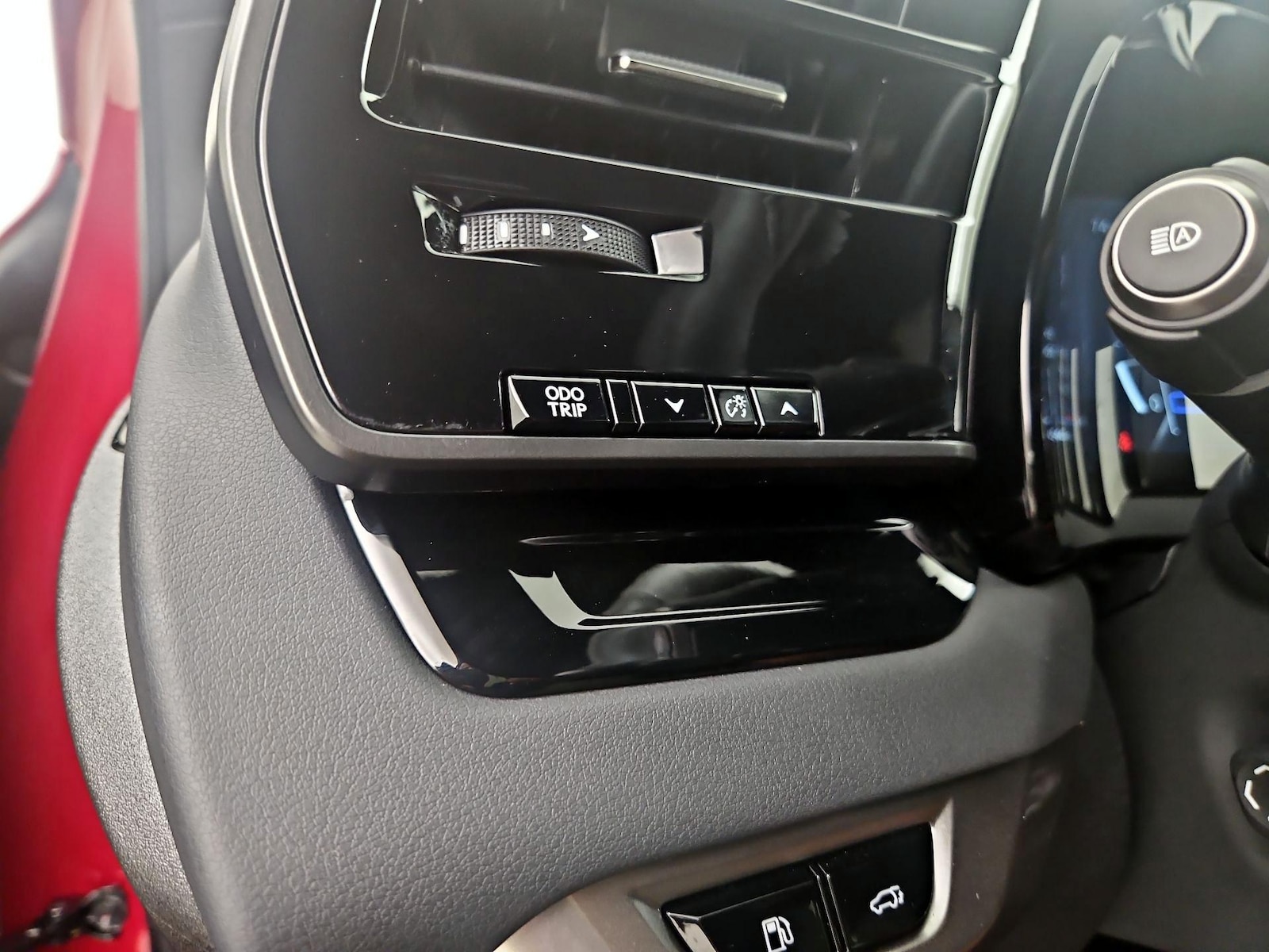 2025 Lexus RX 350 - Photo 14