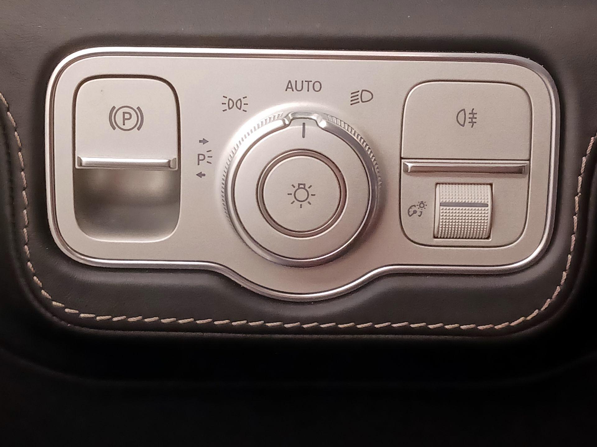 Thumbnail: 2021 Mercedes-Benz GL-Class - 13