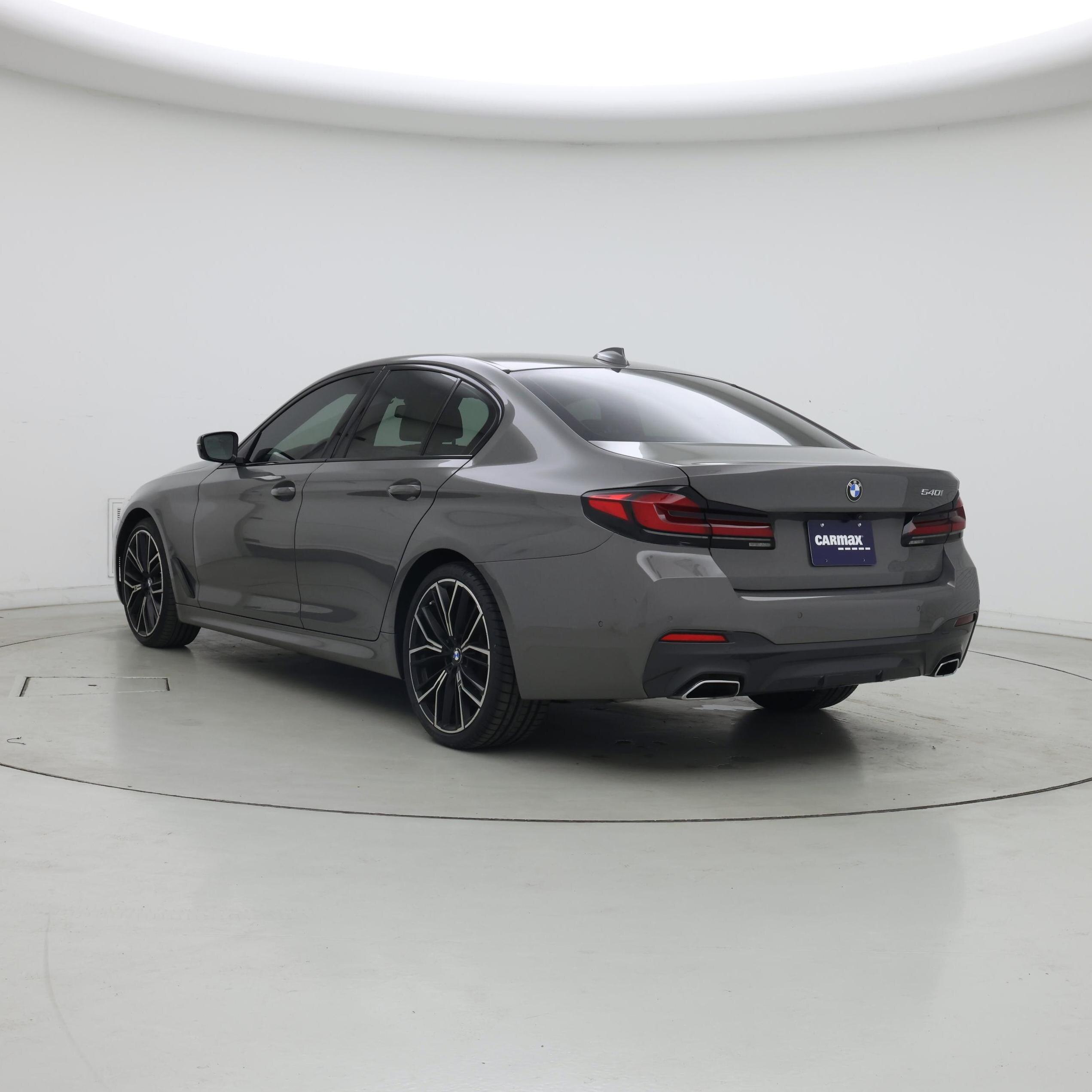 Thumbnail: 2022 BMW 5 Series - 2