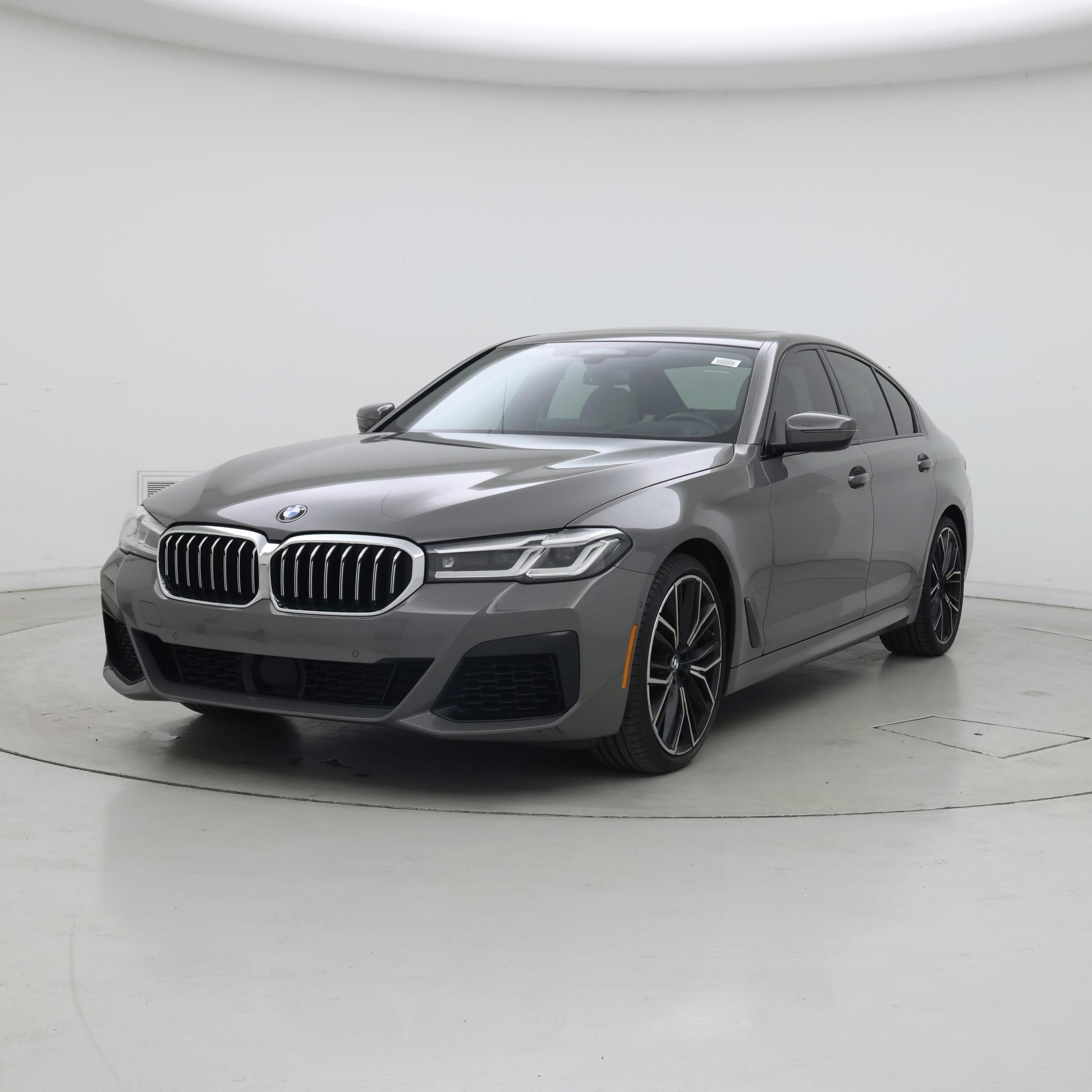Thumbnail: 2022 BMW 5 Series - 4