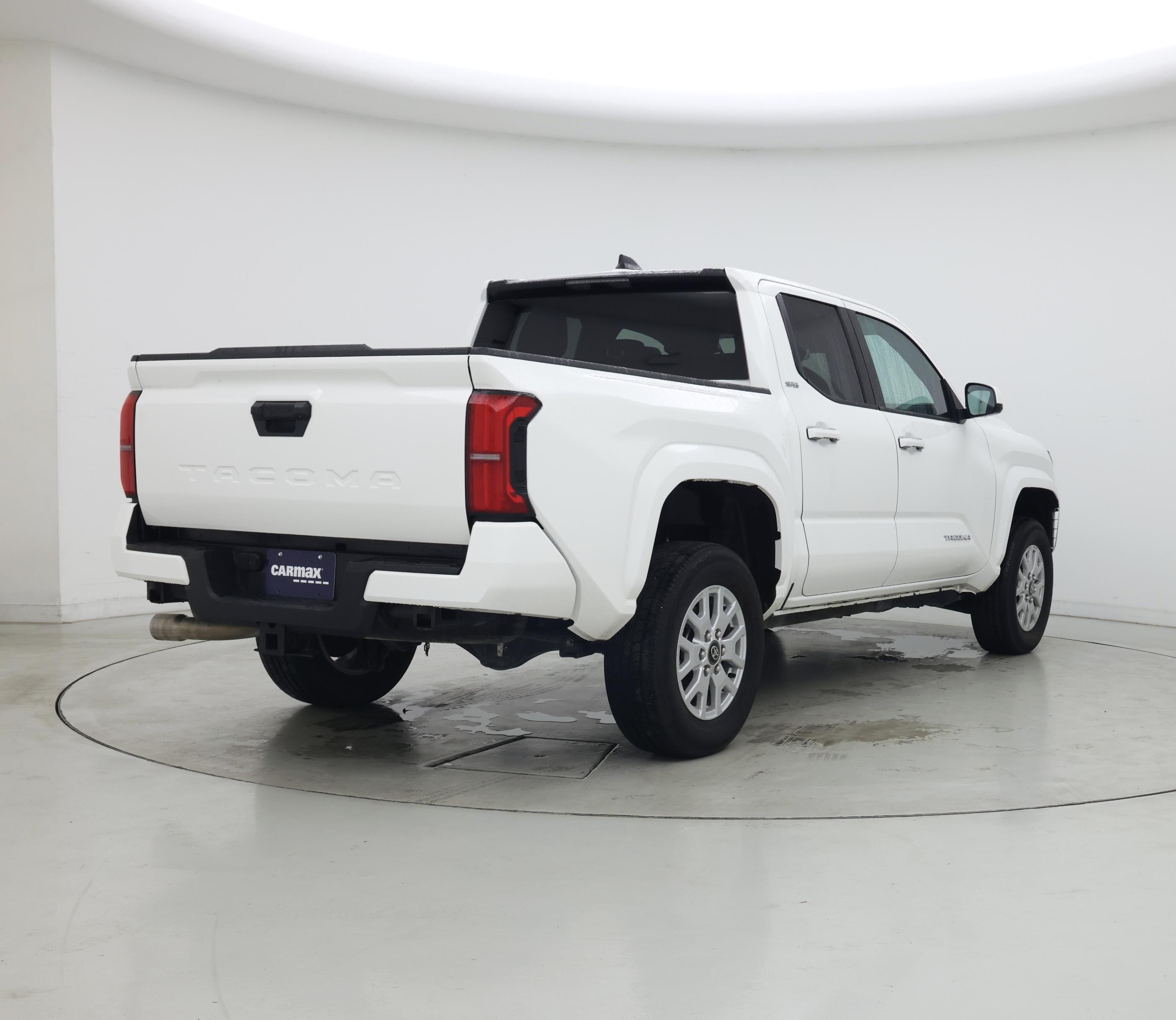 Thumbnail: 2024 Toyota Tacoma - 8
