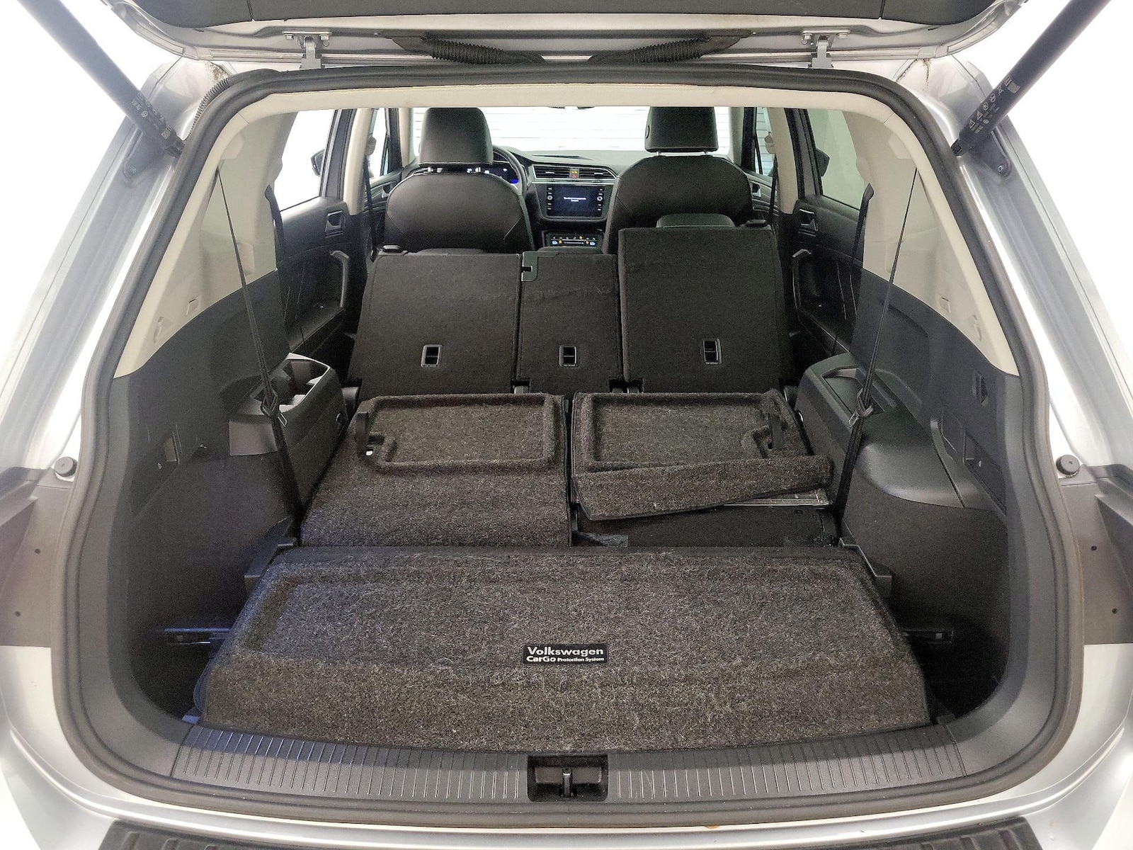 2022 Volkswagen Tiguan SE - Photo 24