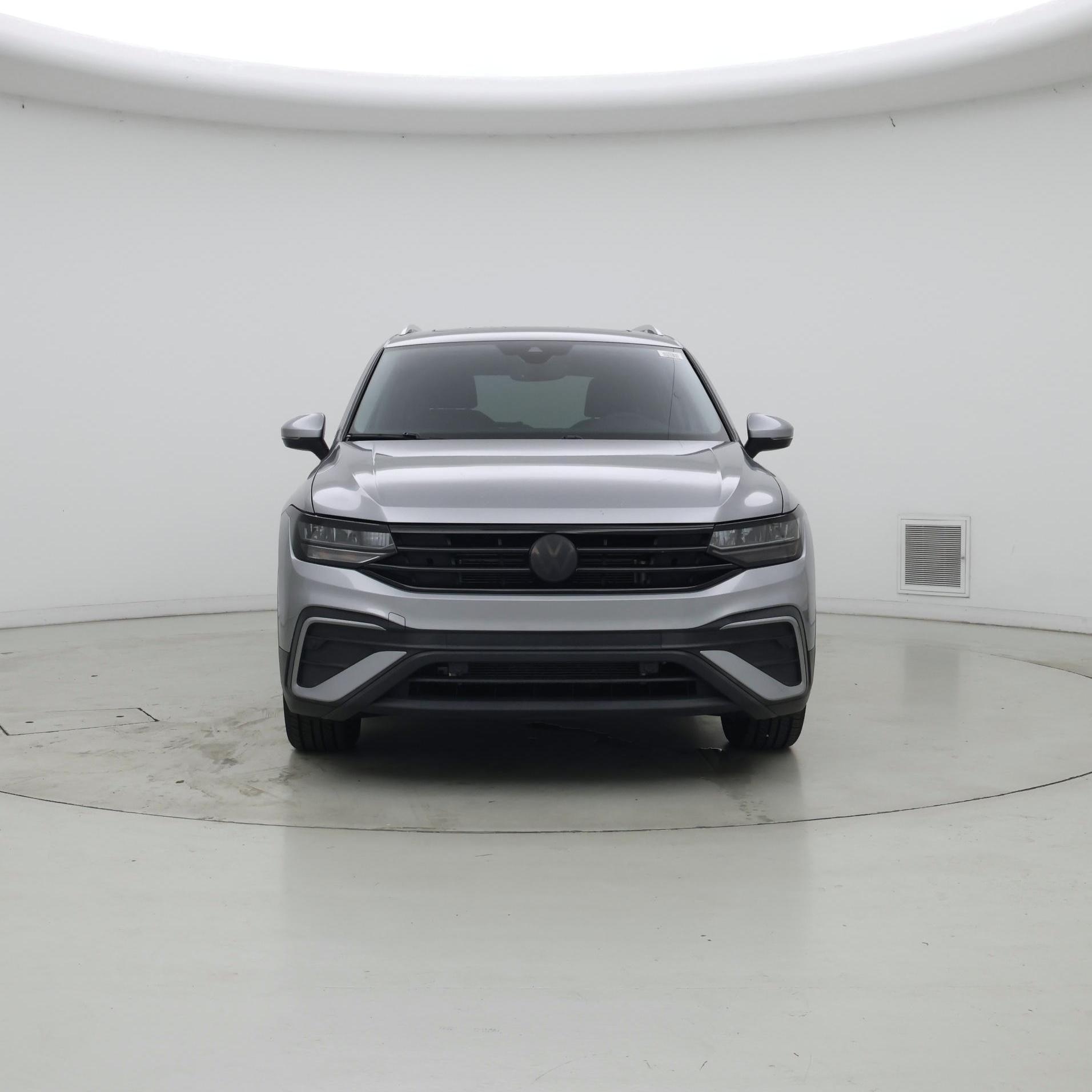 Thumbnail: 2022 Volkswagen Tiguan - 5