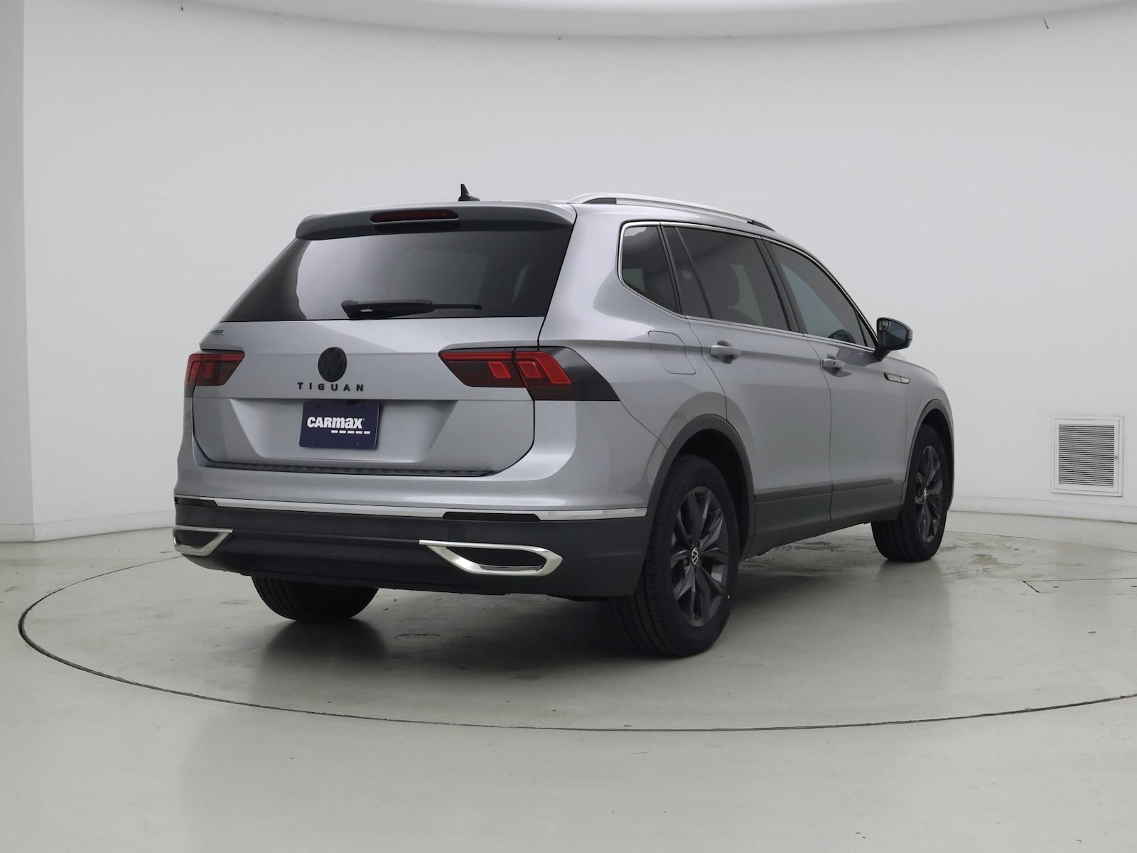 2022 Volkswagen Tiguan SE - Photo 9