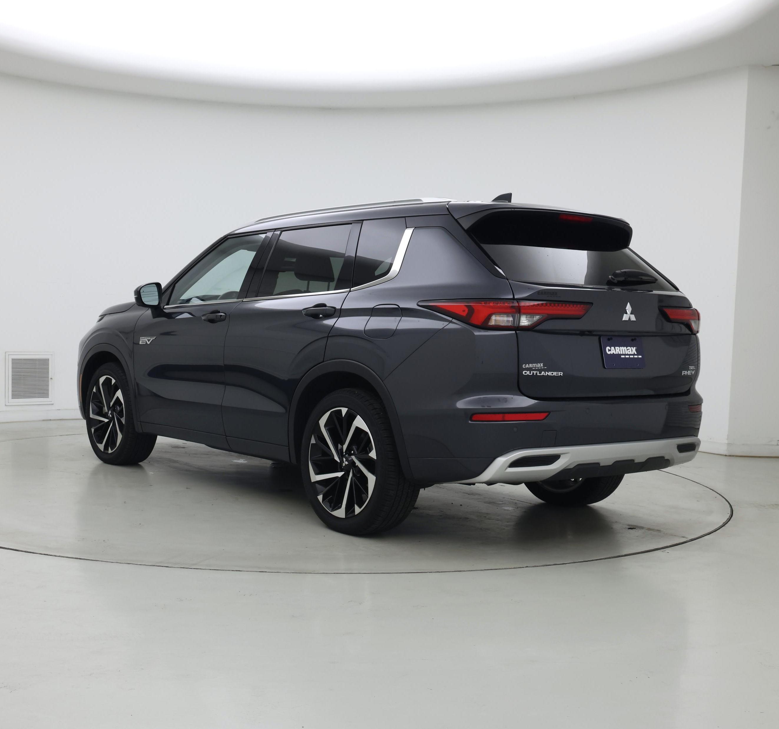 Thumbnail: 2025 Mitsubishi Outlander - 2