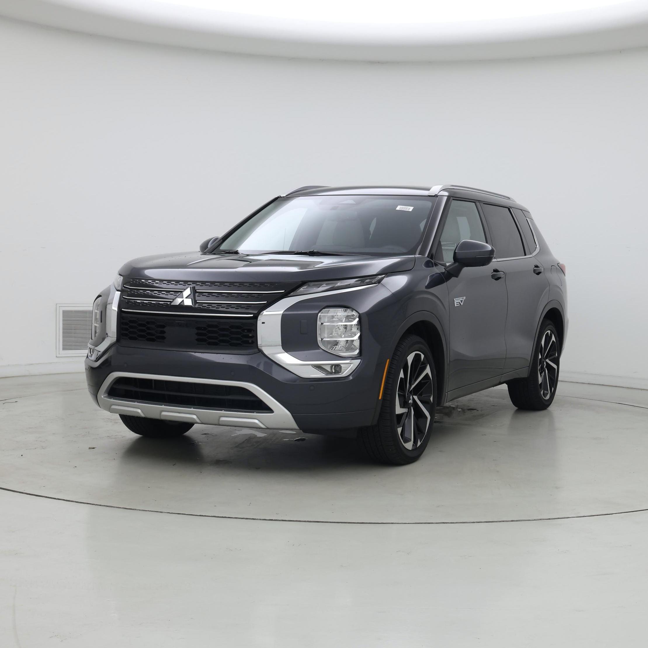 Thumbnail: 2025 Mitsubishi Outlander - 4