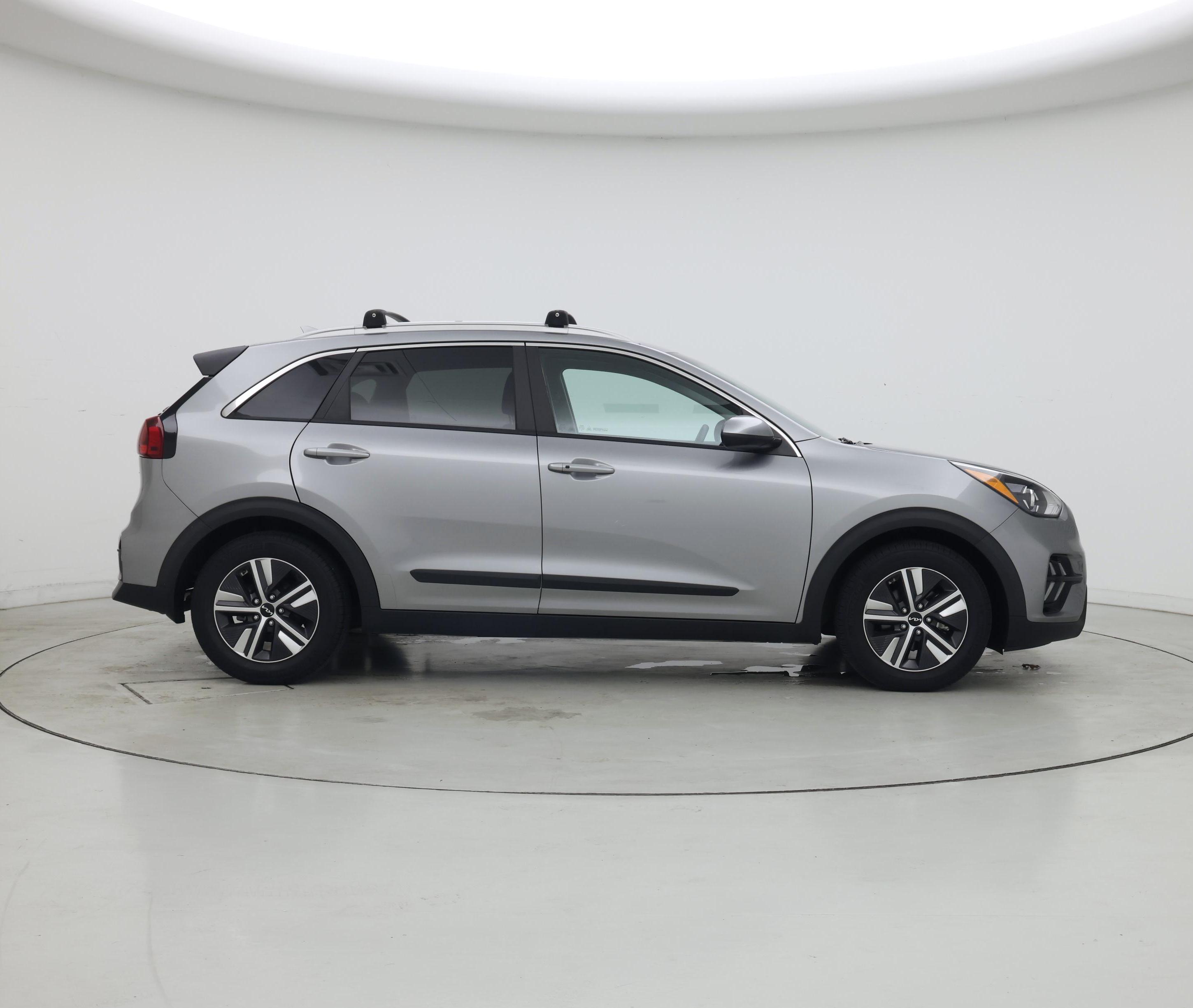 Thumbnail: 2022 Kia Niro - 7