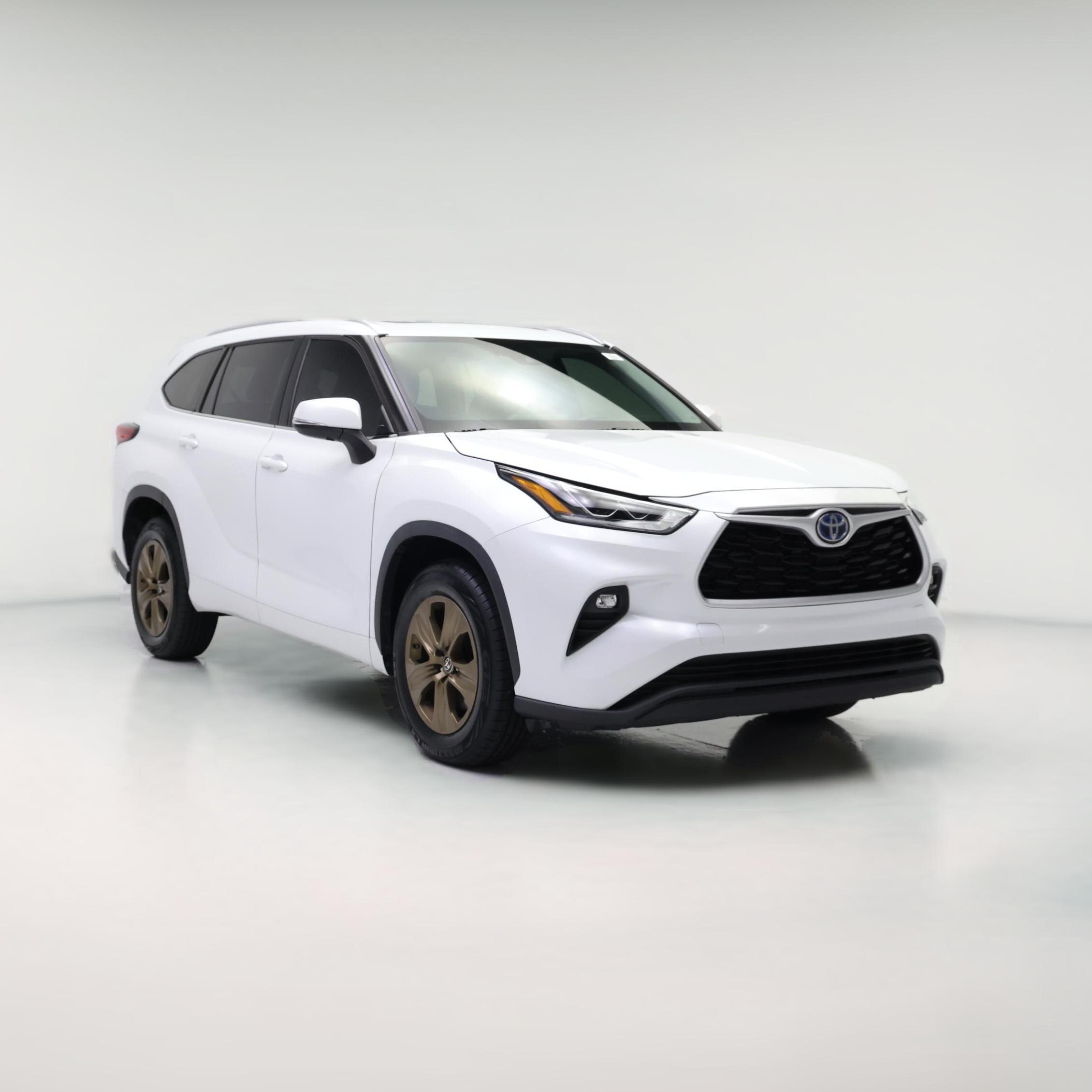 Thumbnail: 2022 Toyota Highlander - 1