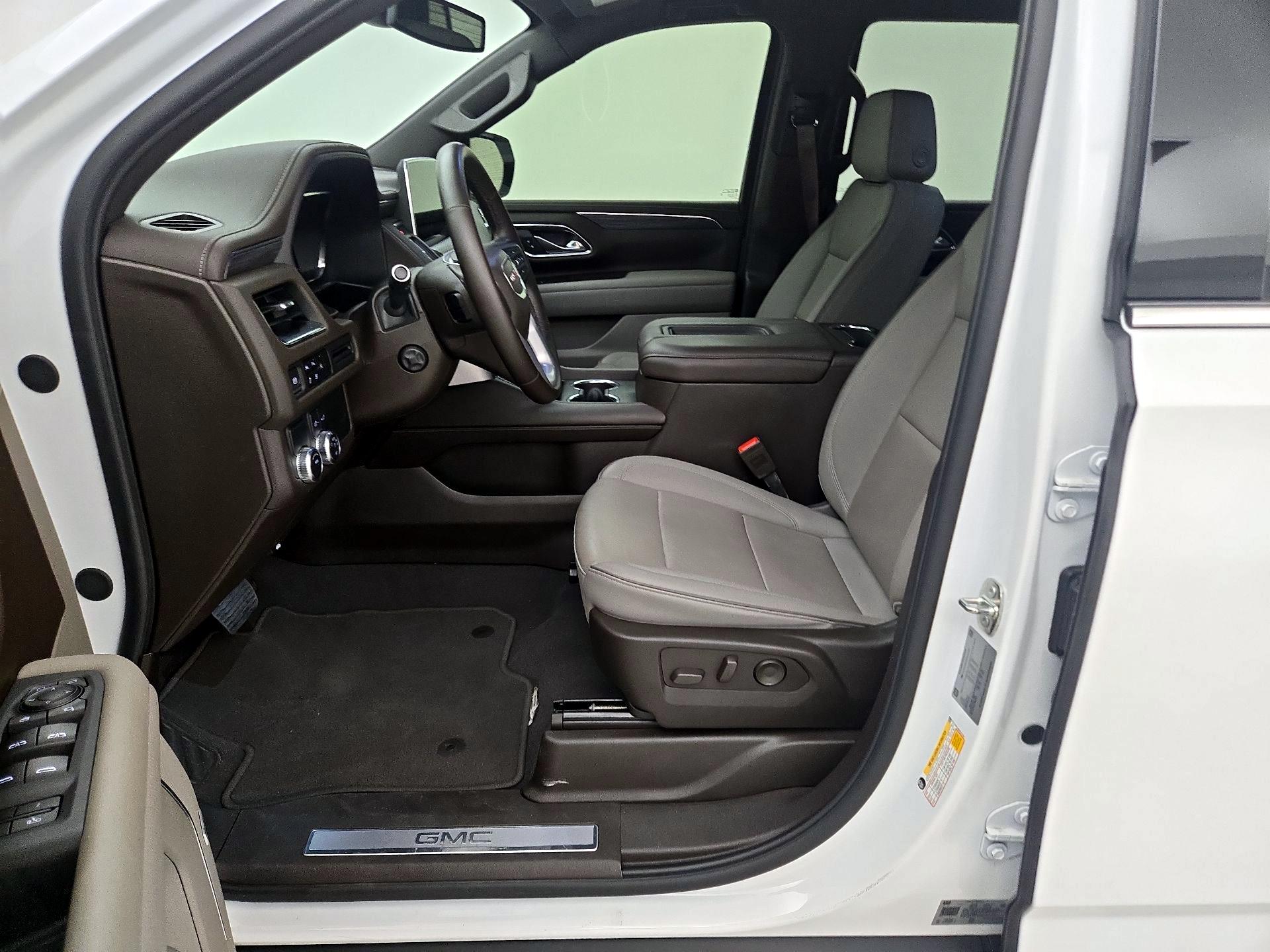 Thumbnail: 2024 GMC Yukon - 11