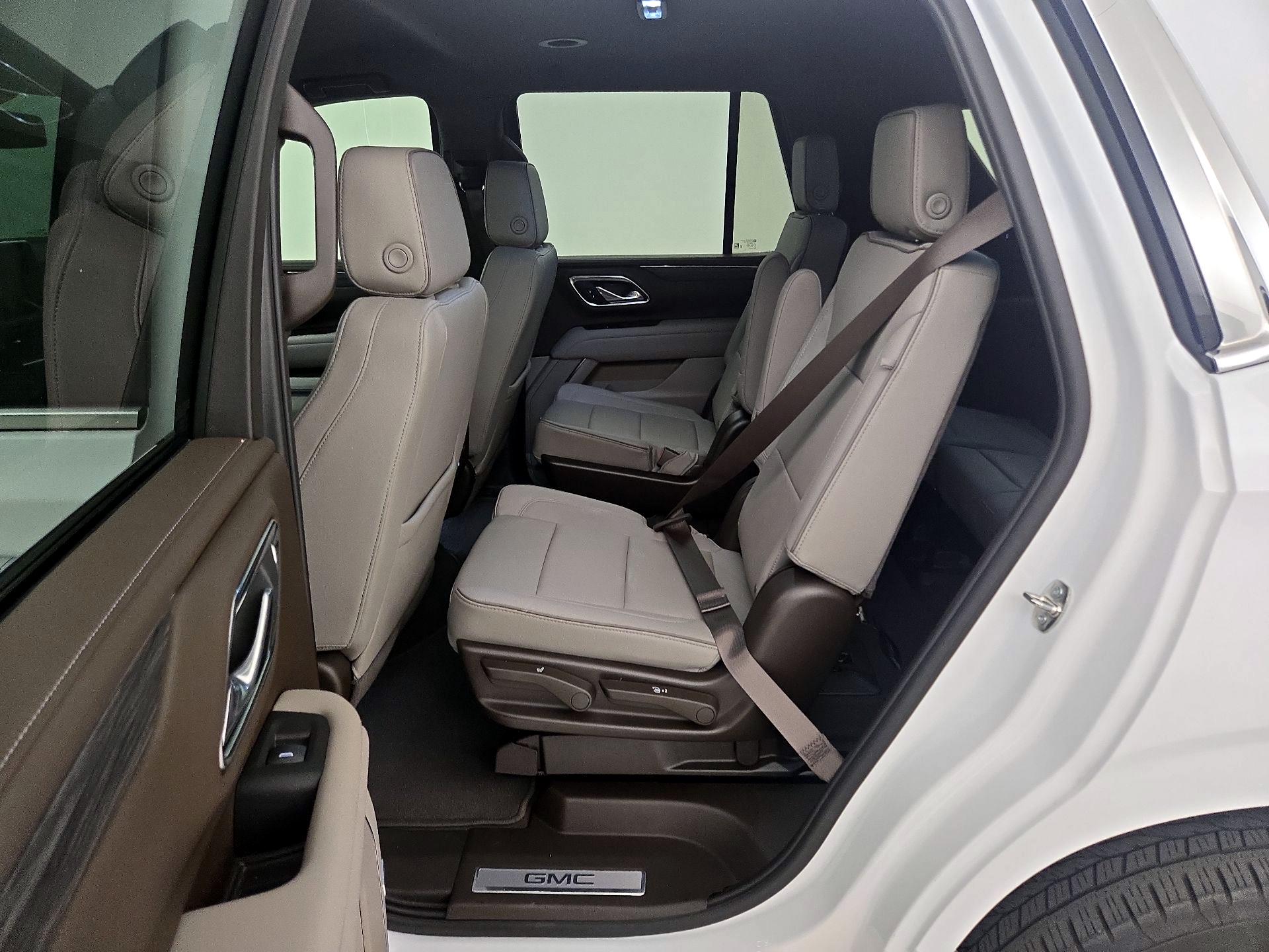 Thumbnail: 2024 GMC Yukon - 20