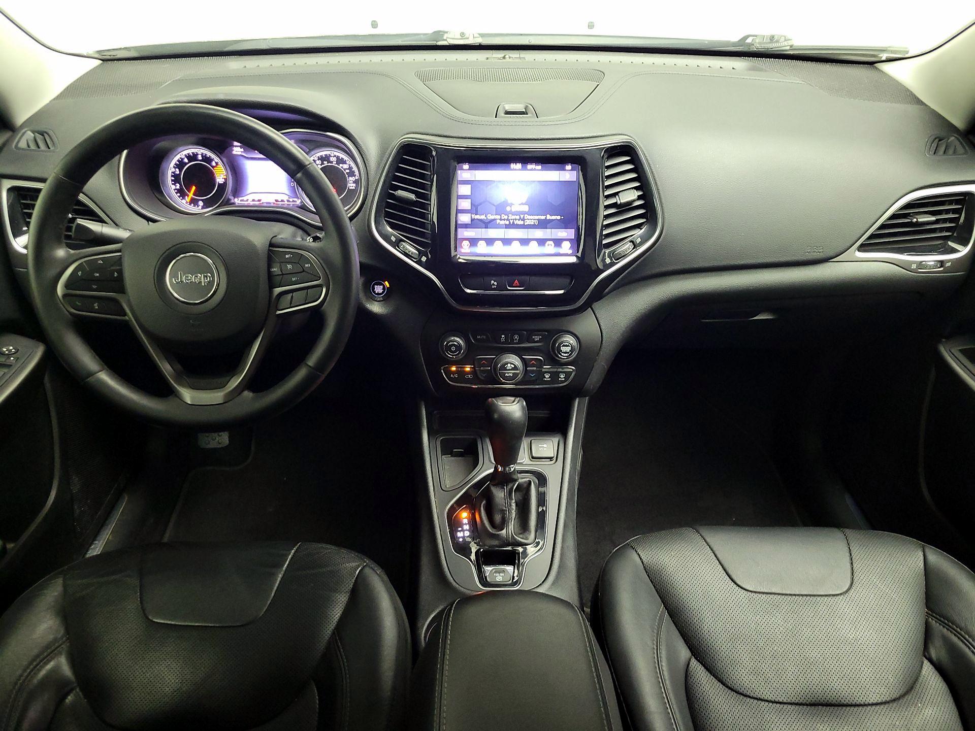 Thumbnail: 2020 Jeep Cherokee - 9