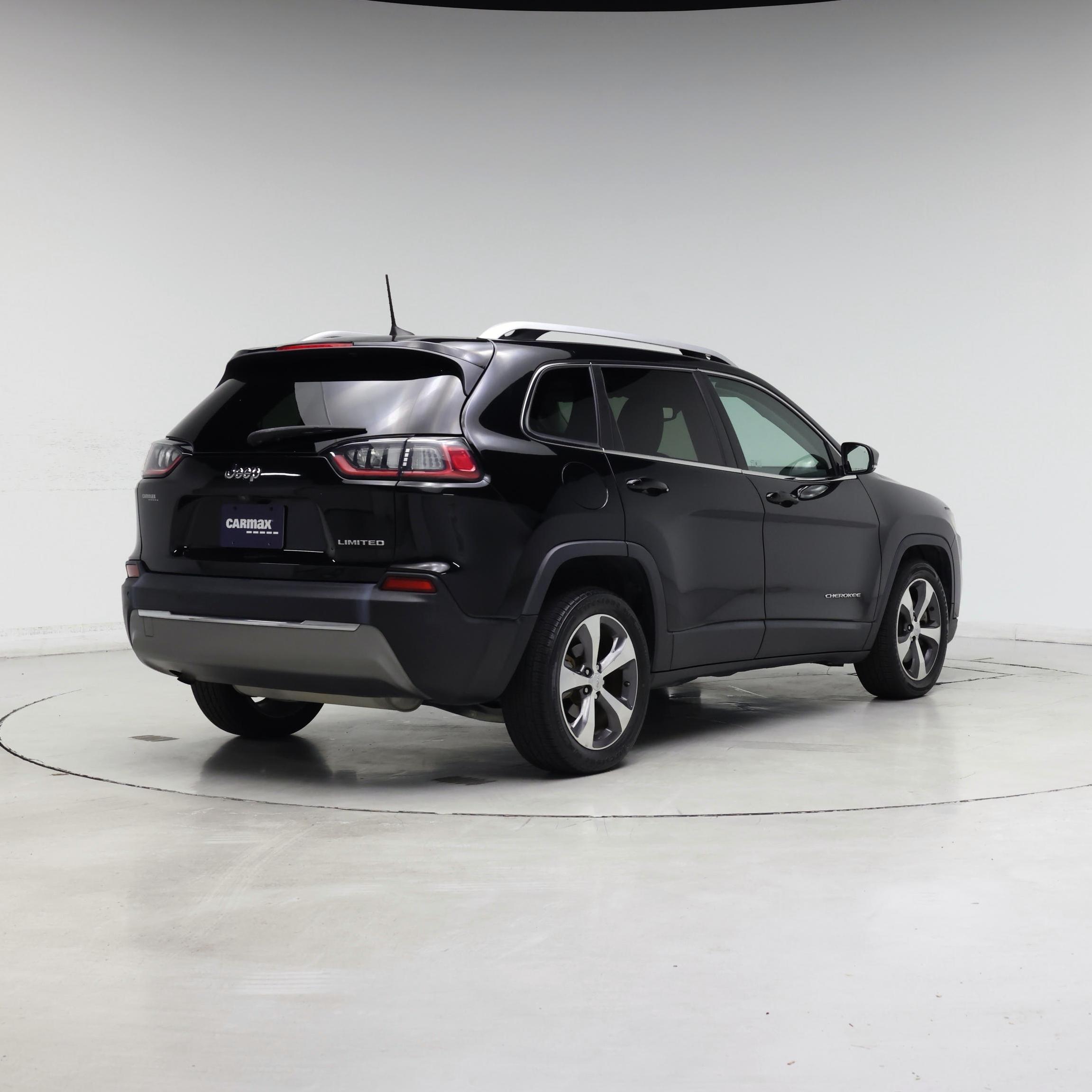 Thumbnail: 2020 Jeep Cherokee - 8