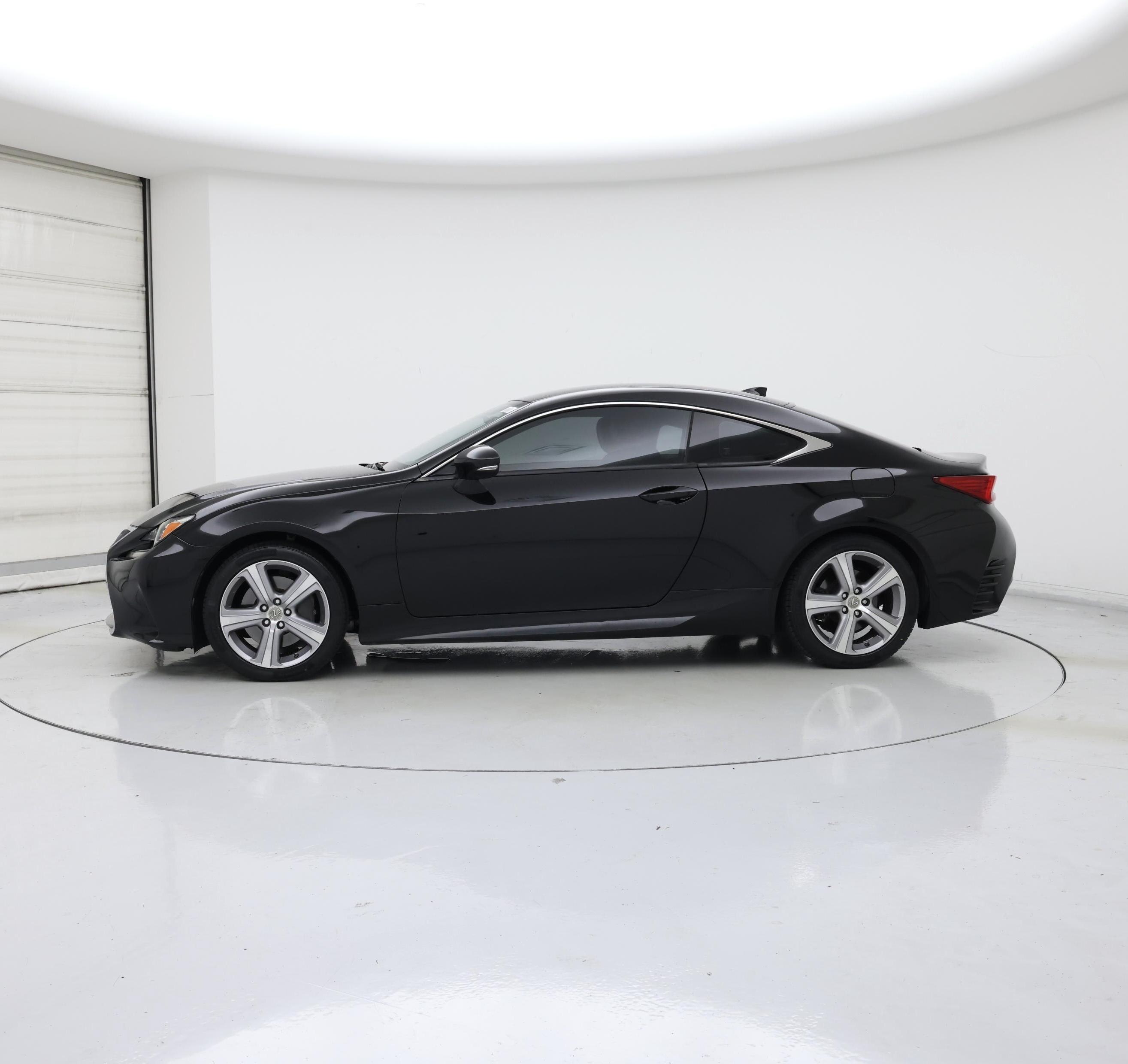 Thumbnail: 2016 Lexus RC - 3