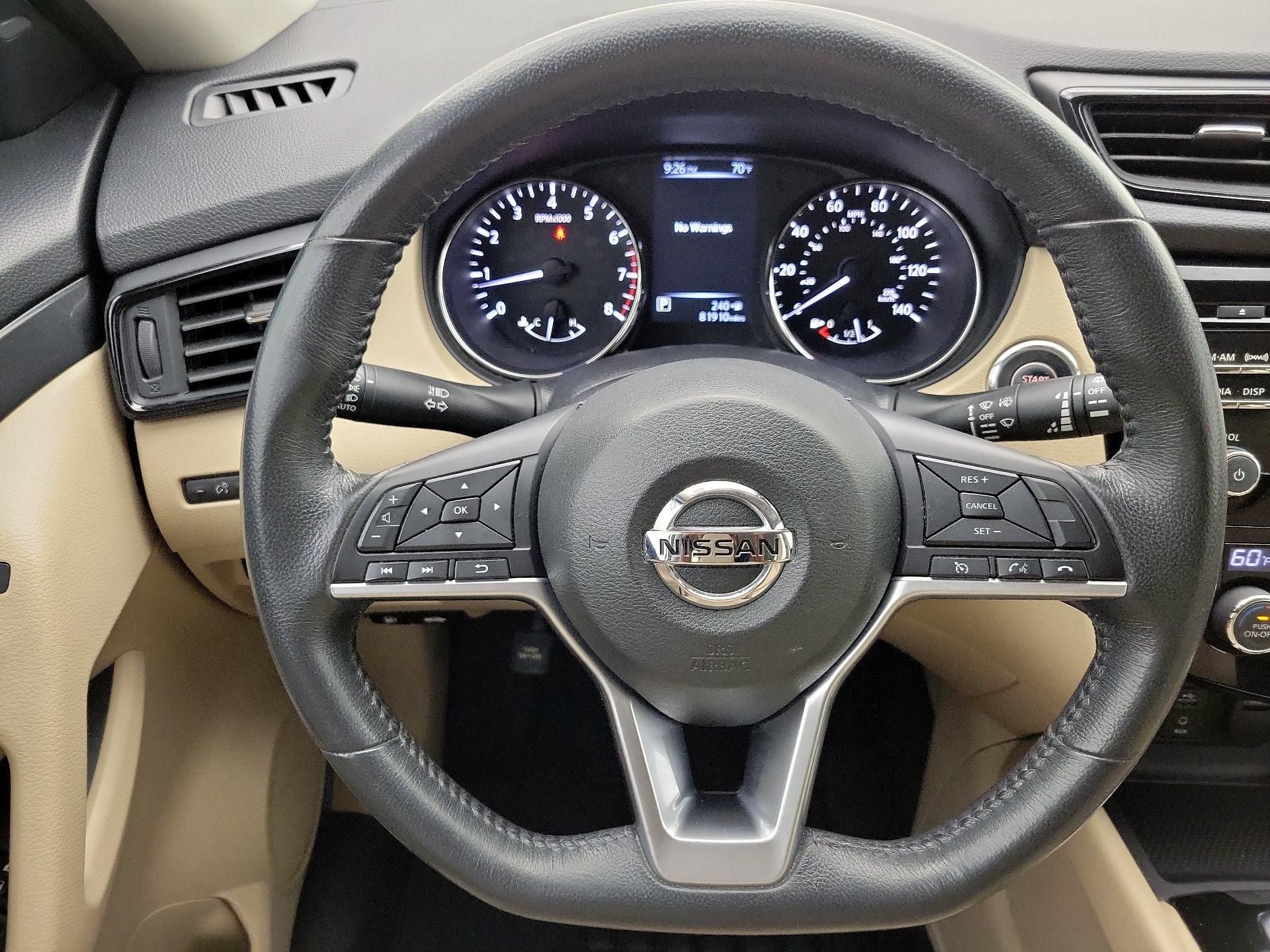 Thumbnail: 2017 Nissan Rogue - 10