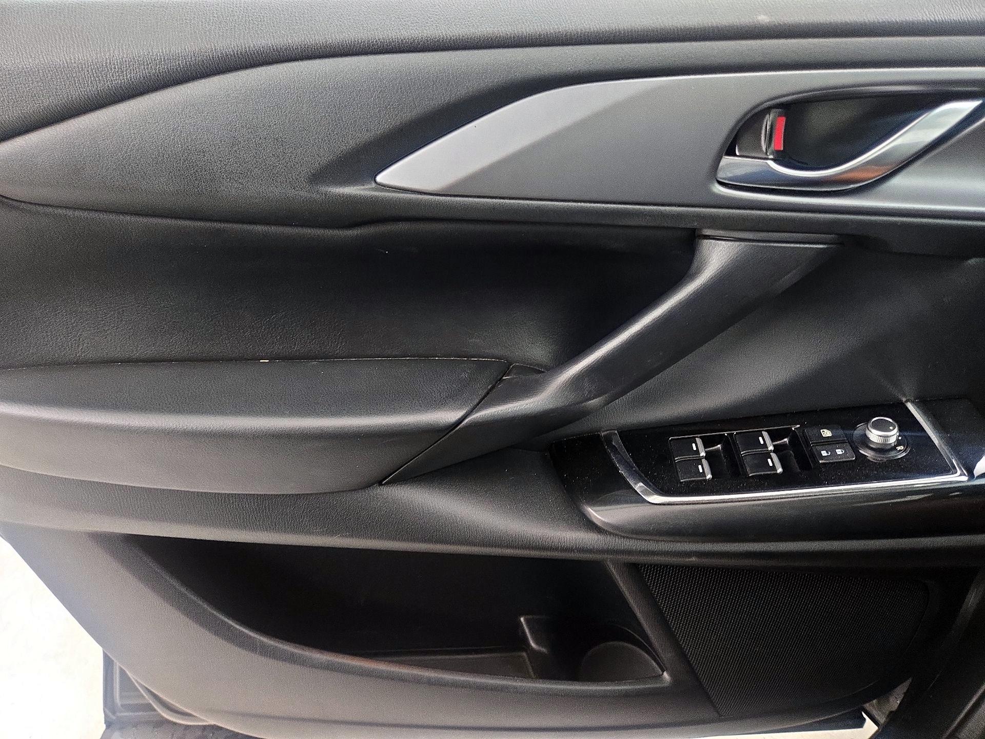 Thumbnail: 2023 Mazda CX-9 - 12