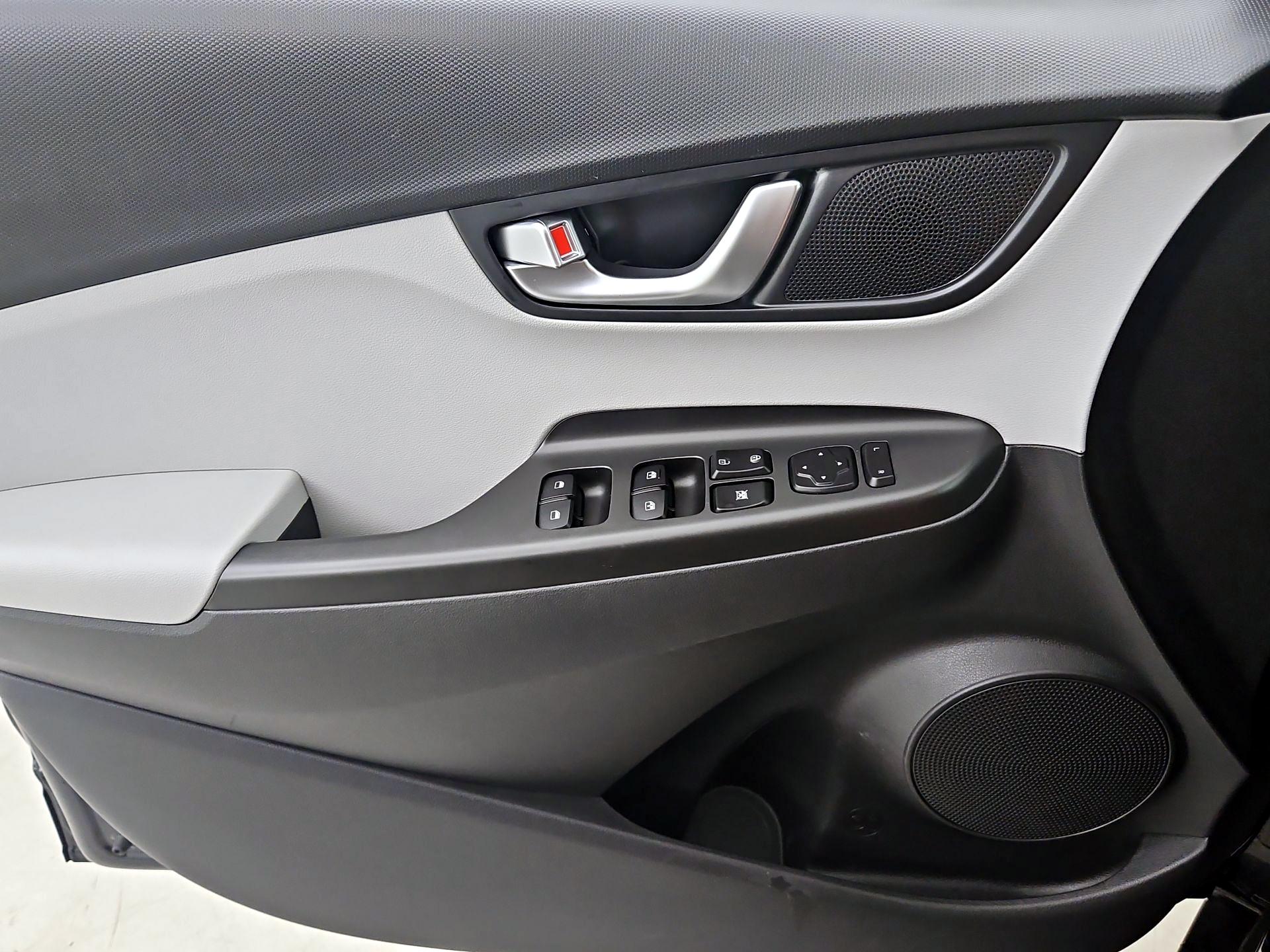 Thumbnail: 2023 Hyundai Kona - 12