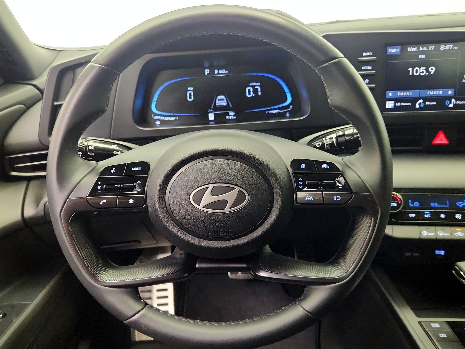 Thumbnail: 2025 Hyundai Elantra - 10