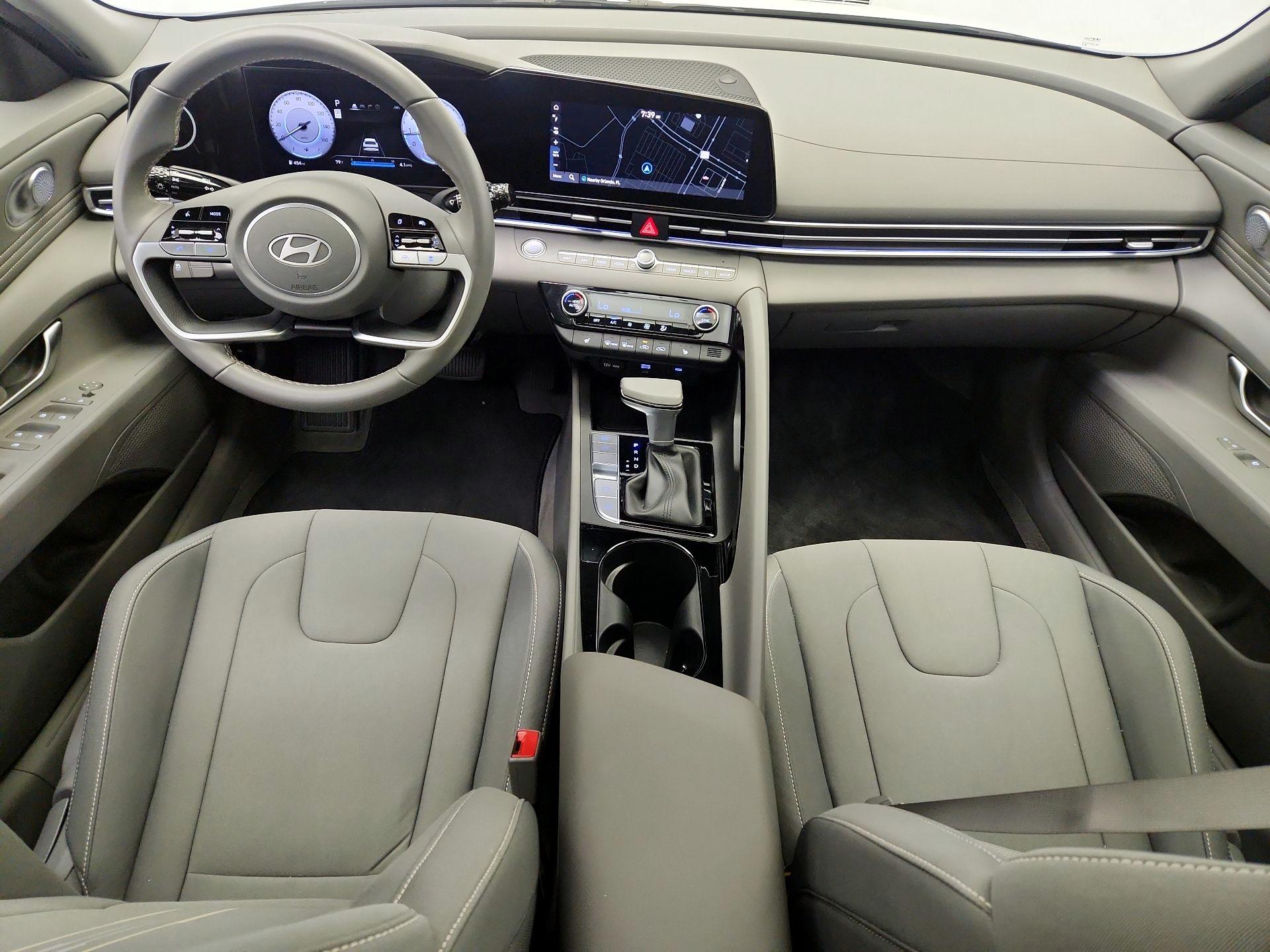 Thumbnail: 2025 Hyundai Elantra - 9