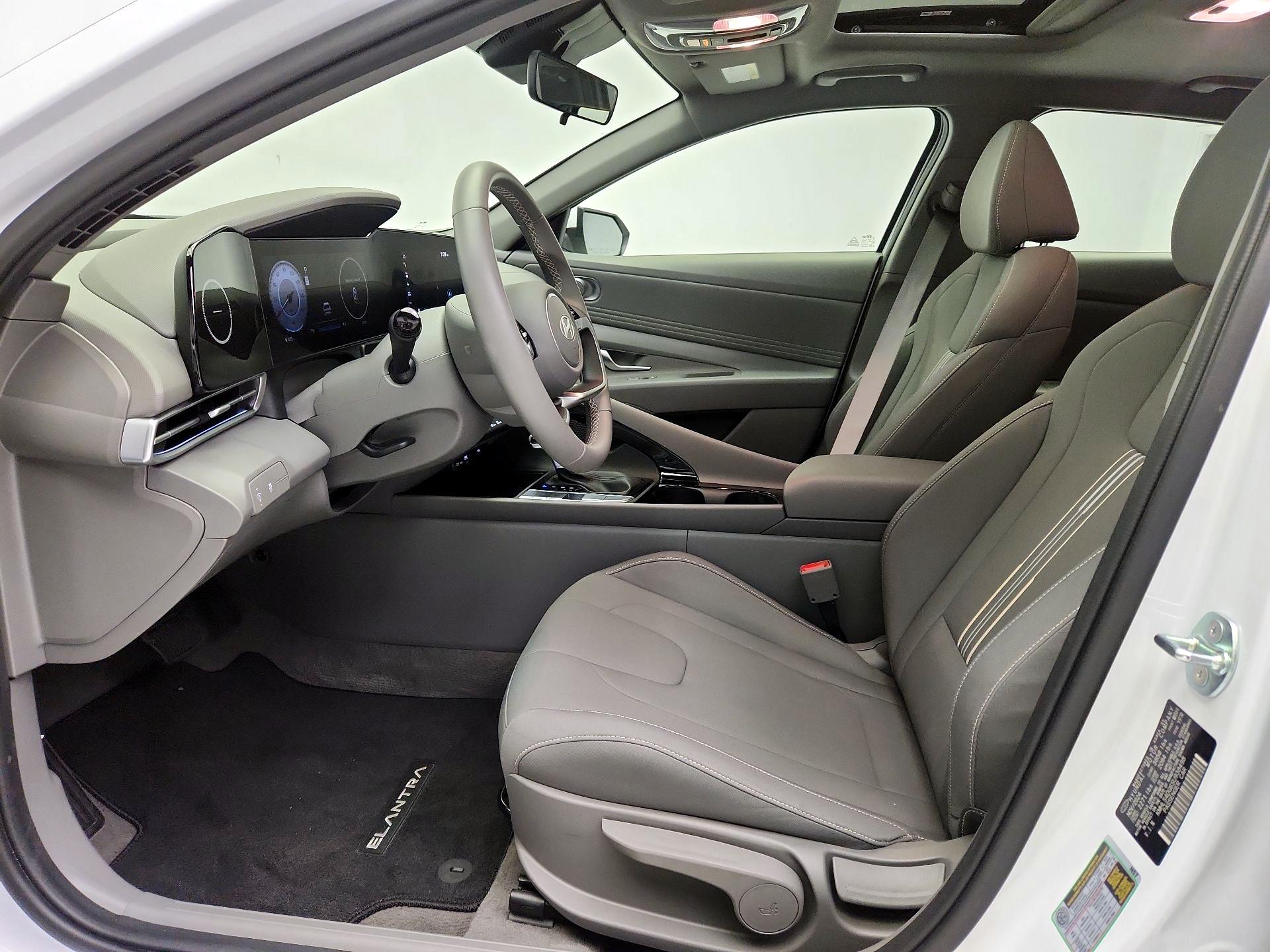 Thumbnail: 2025 Hyundai Elantra - 11