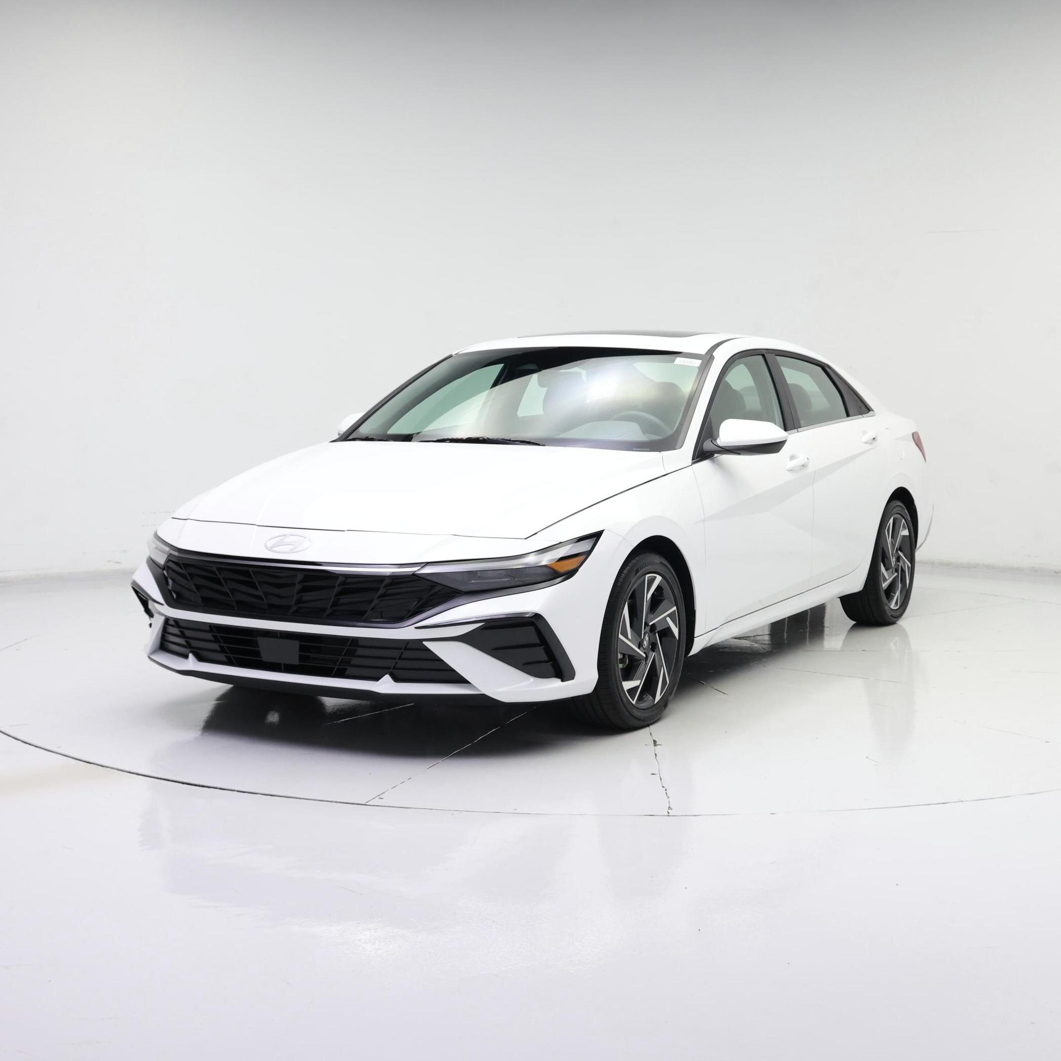 Thumbnail: 2025 Hyundai Elantra - 4