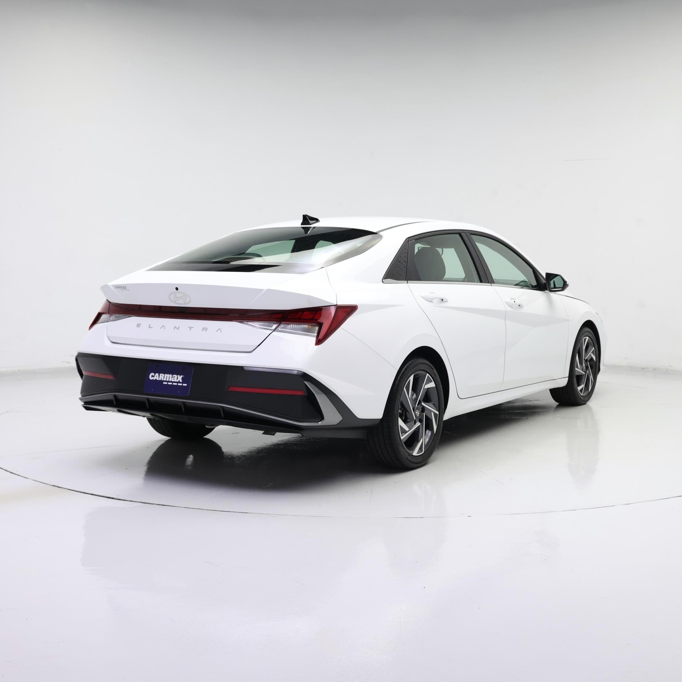 Thumbnail: 2025 Hyundai Elantra - 8